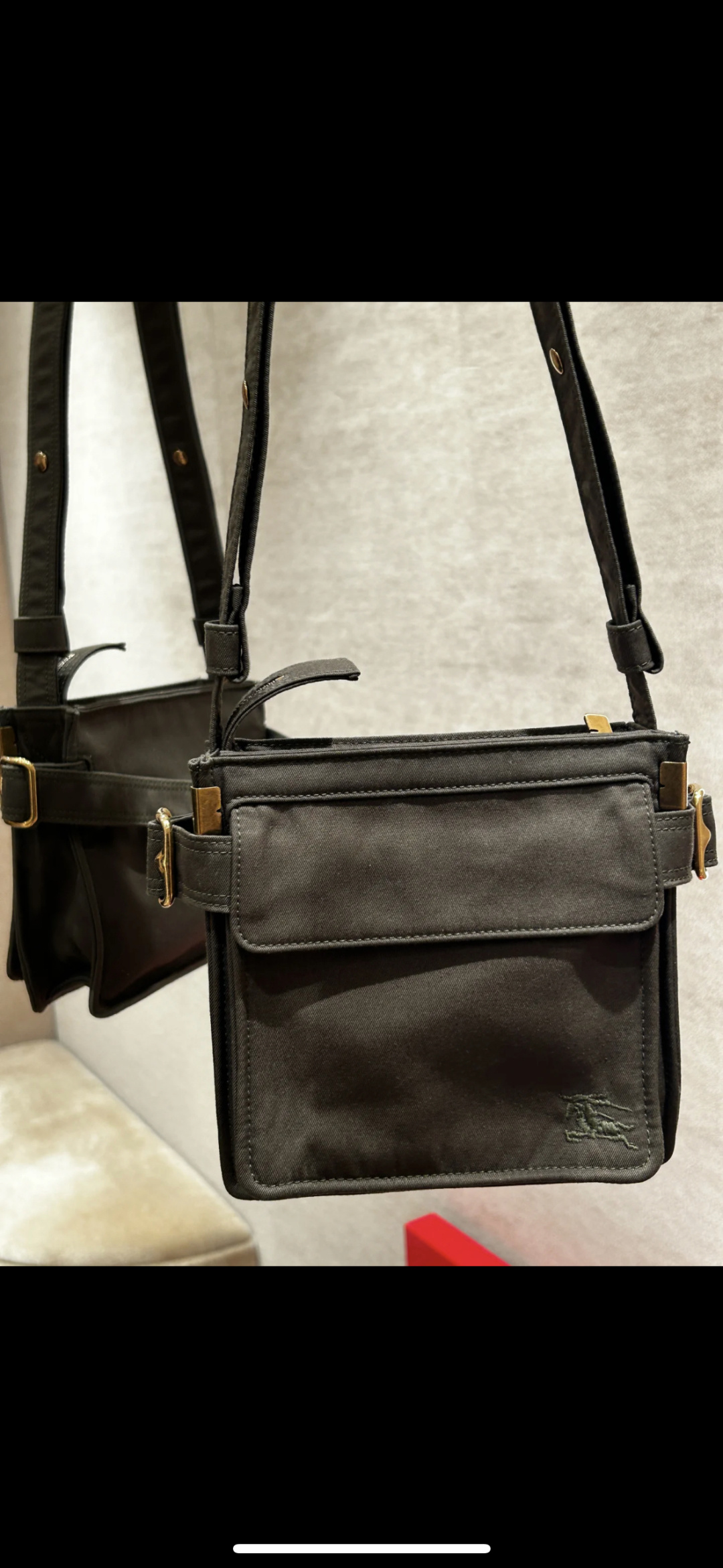Burberry Cool Sa Ke Yuan mobile phone bag