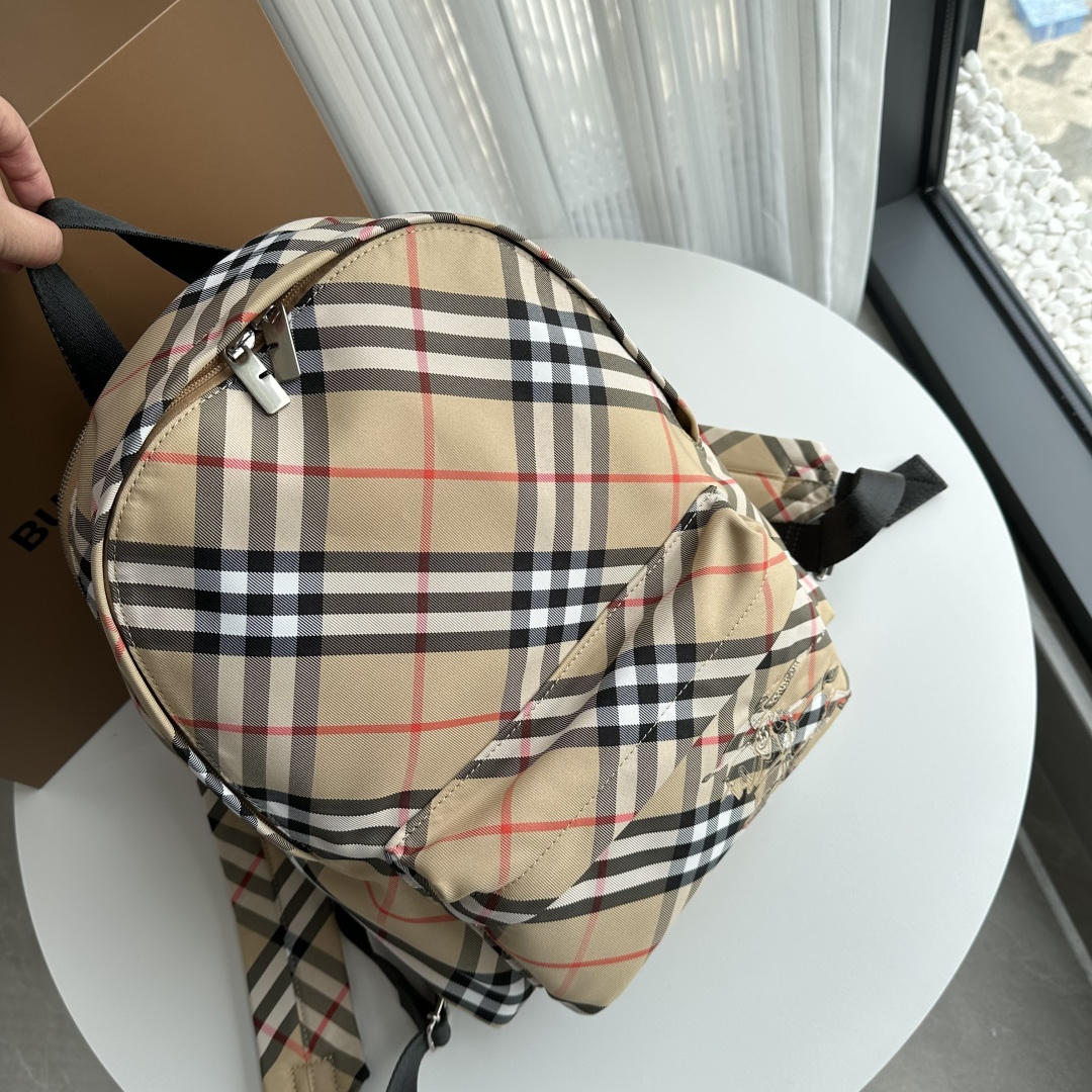 Burberry Interior details