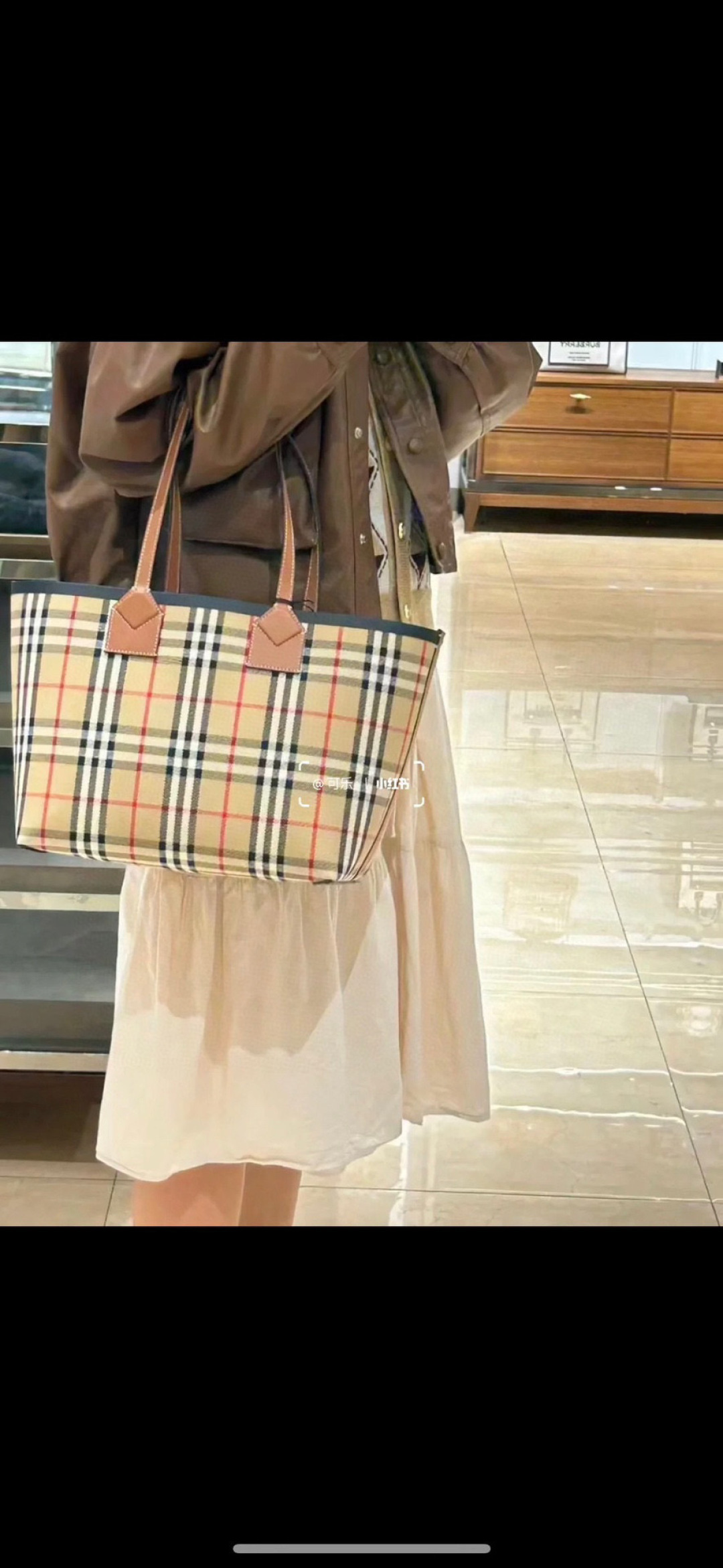 B check really love it ( mother-child tote, very fashionable, versatile, practical check tote, one bag with multiple wa…