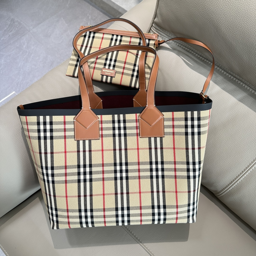 Burberry bur双面托特包