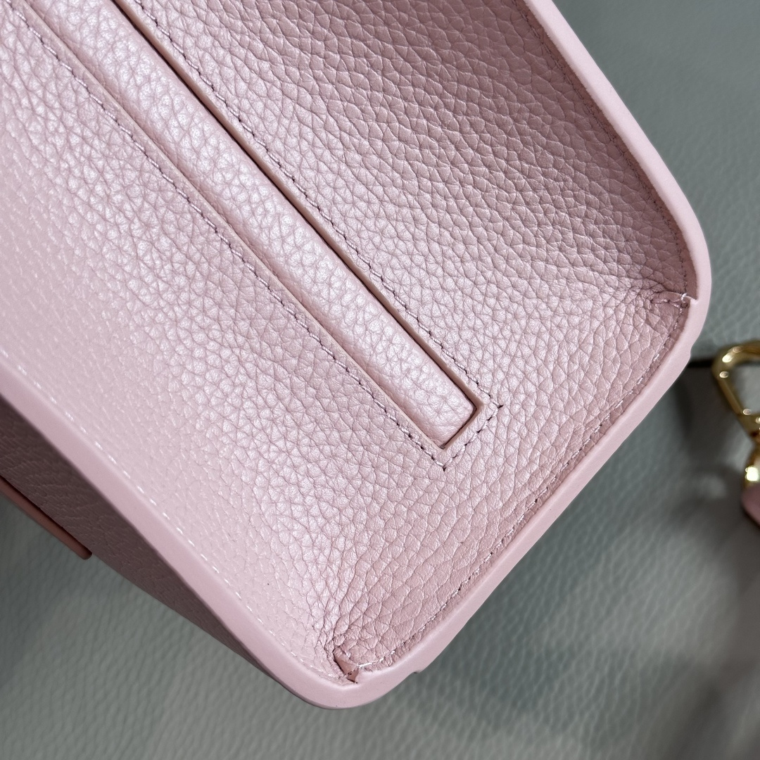 Burberry トートバッグ - イタリア製粒纹皮革と多機能ポケット