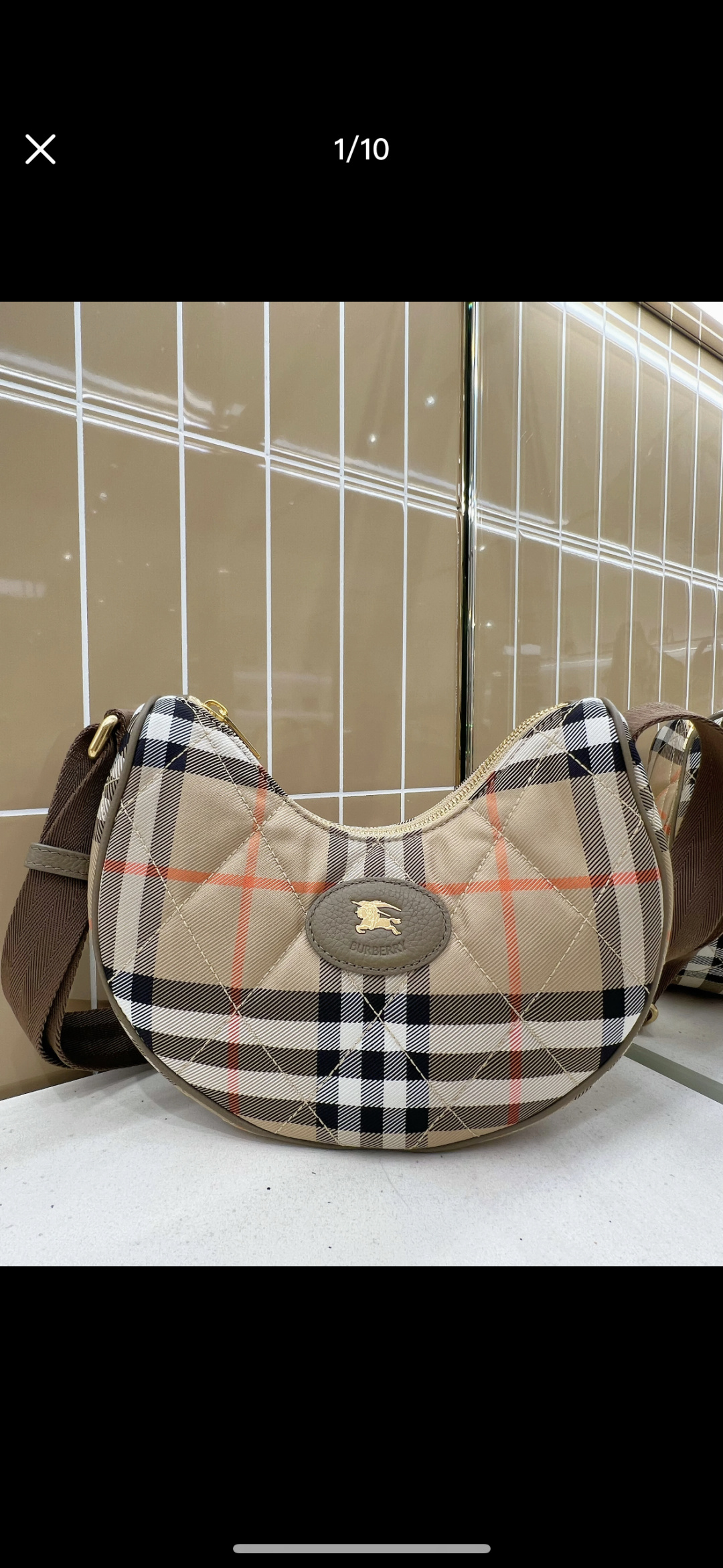 Burberry New nylon bag is here, nylon material, super lightweight, long and short shoulder straps
