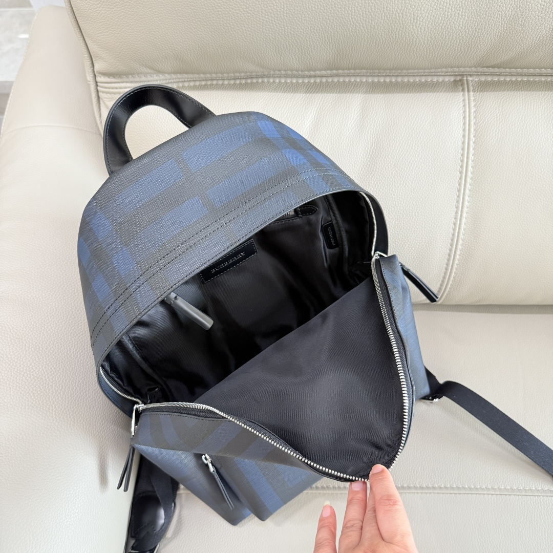 Bur London 格纹双肩包 - 耐久性抜群の多機能デザイン