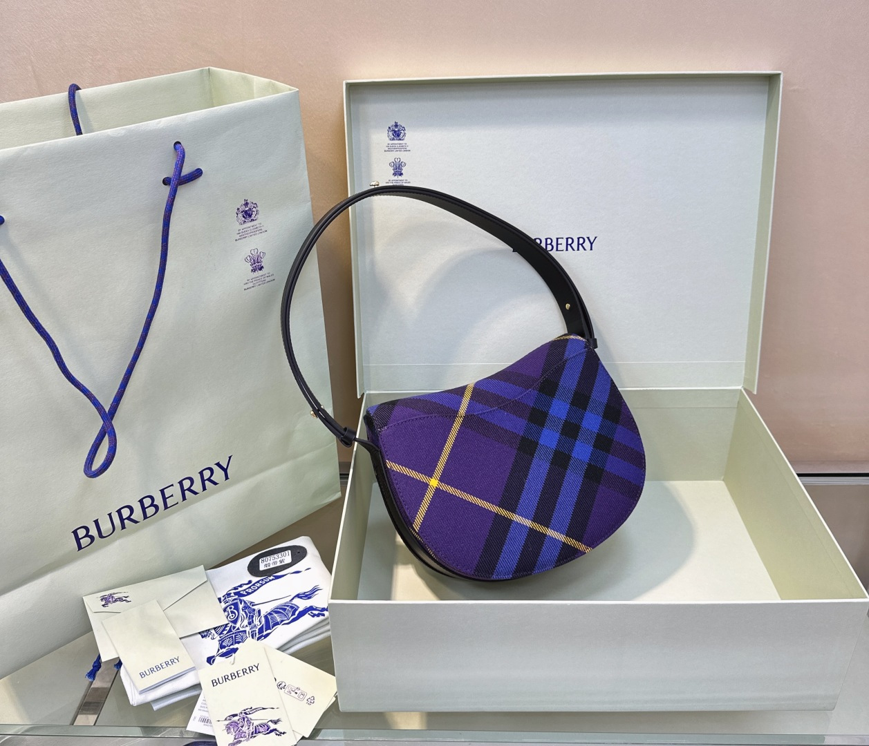 Burberry Comes with original white blue label gift box