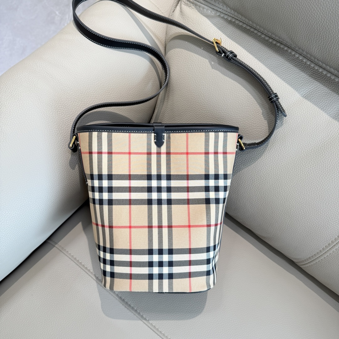 버버리 가방 Burberry 40324