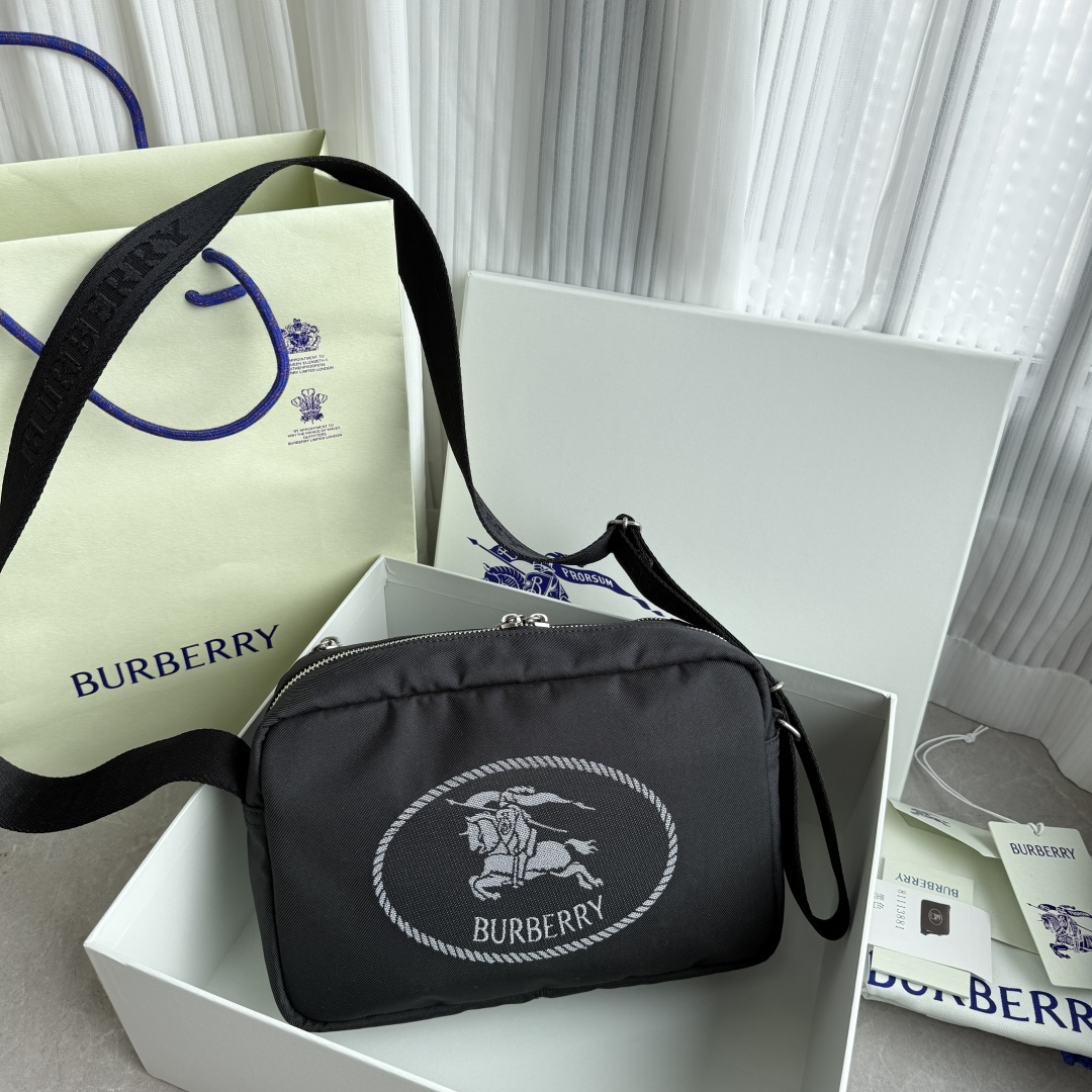 Burberry Comes with original box