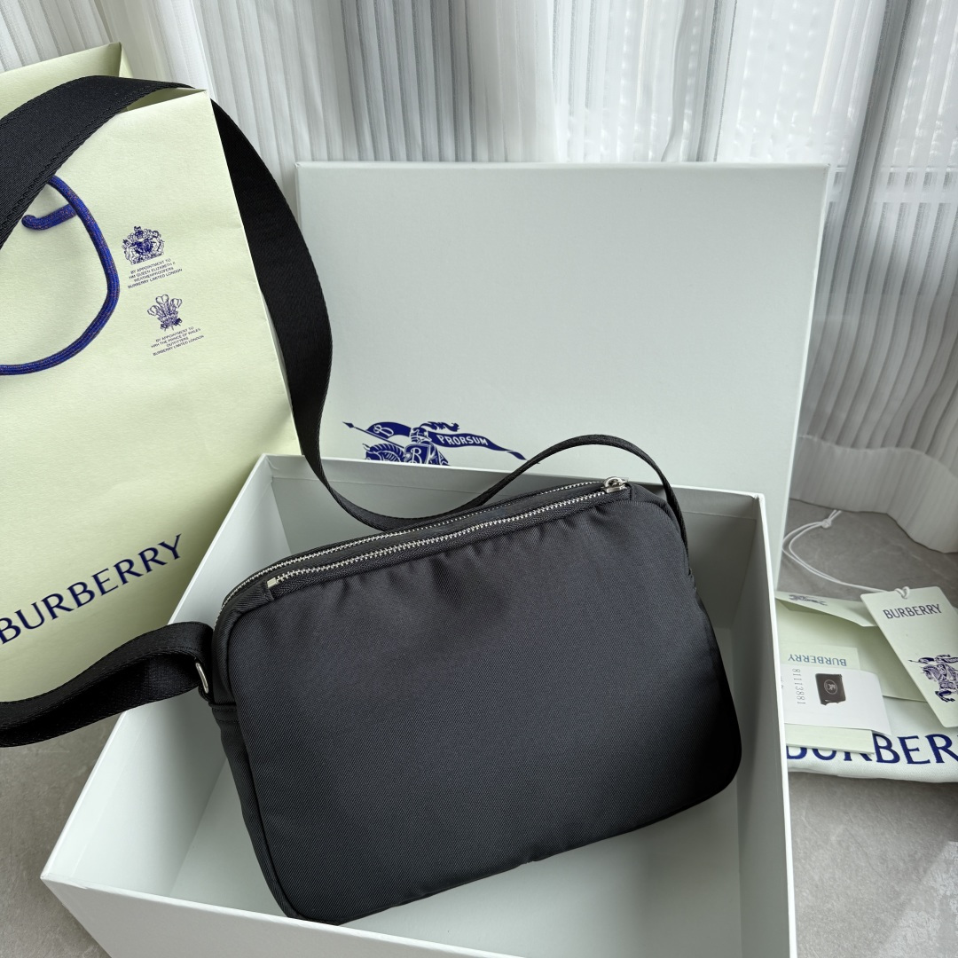 Burberry Comes with original box