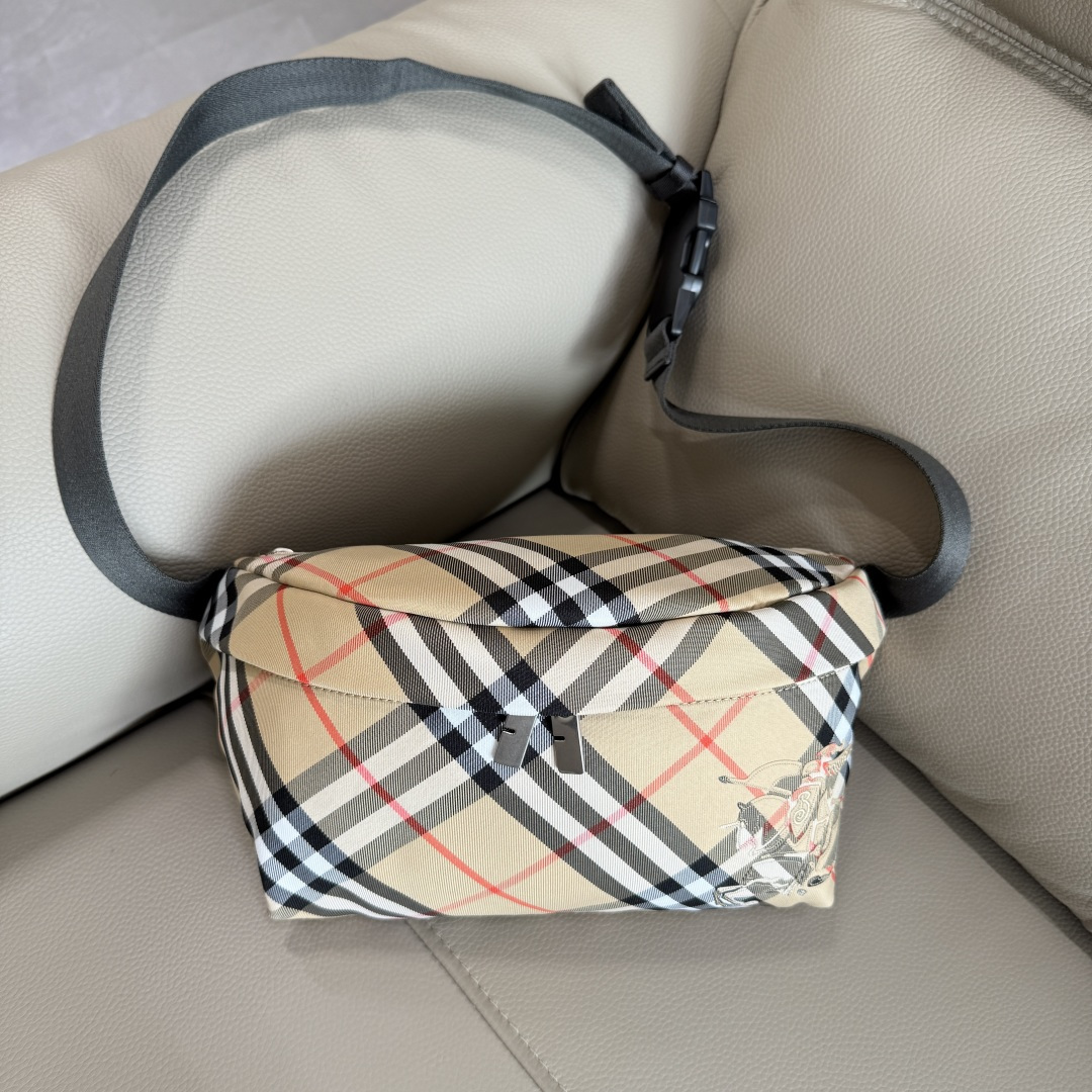 버버리 가방 Burberry 40715
