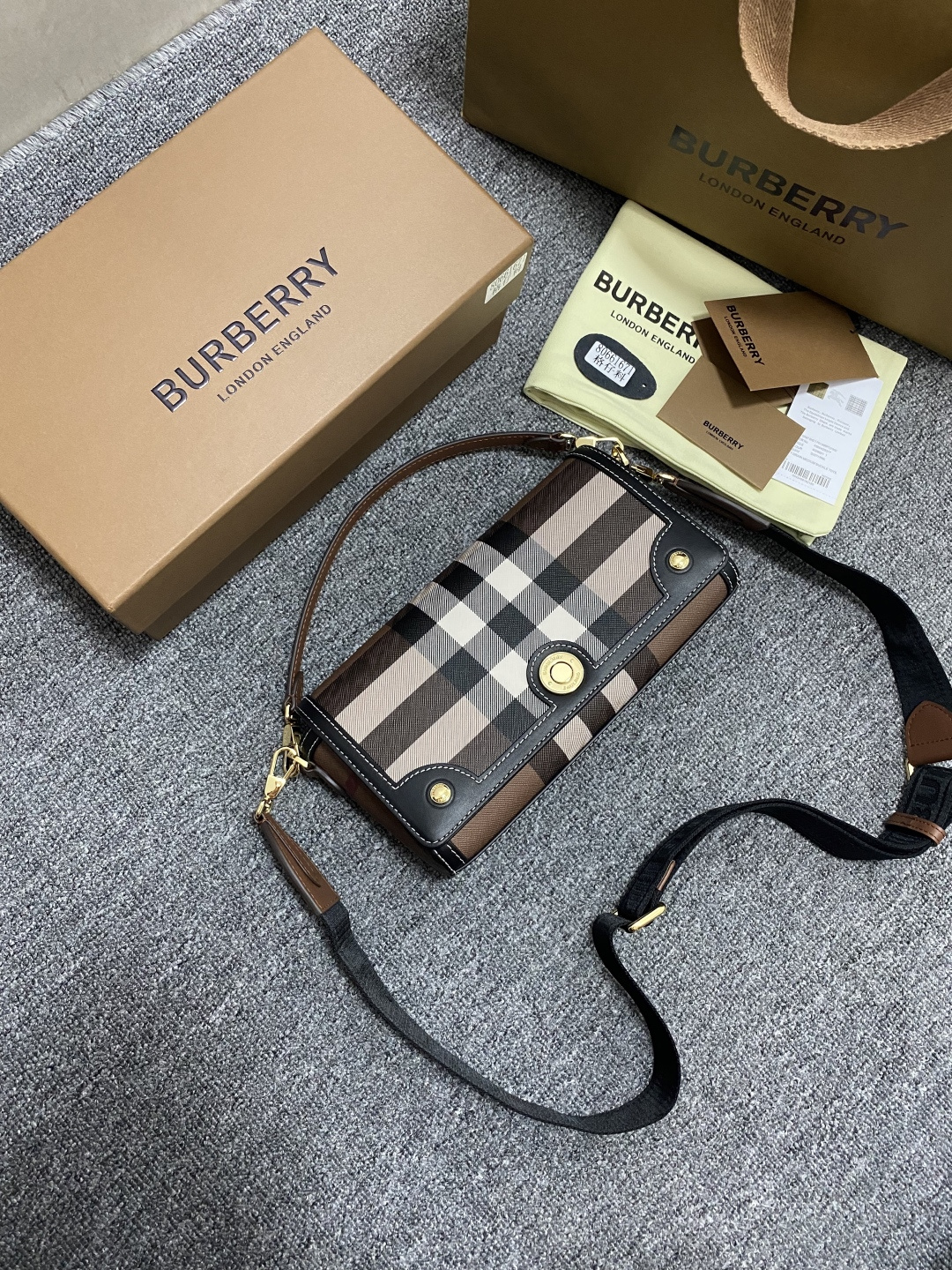 버버리 가방 Burberry 40619