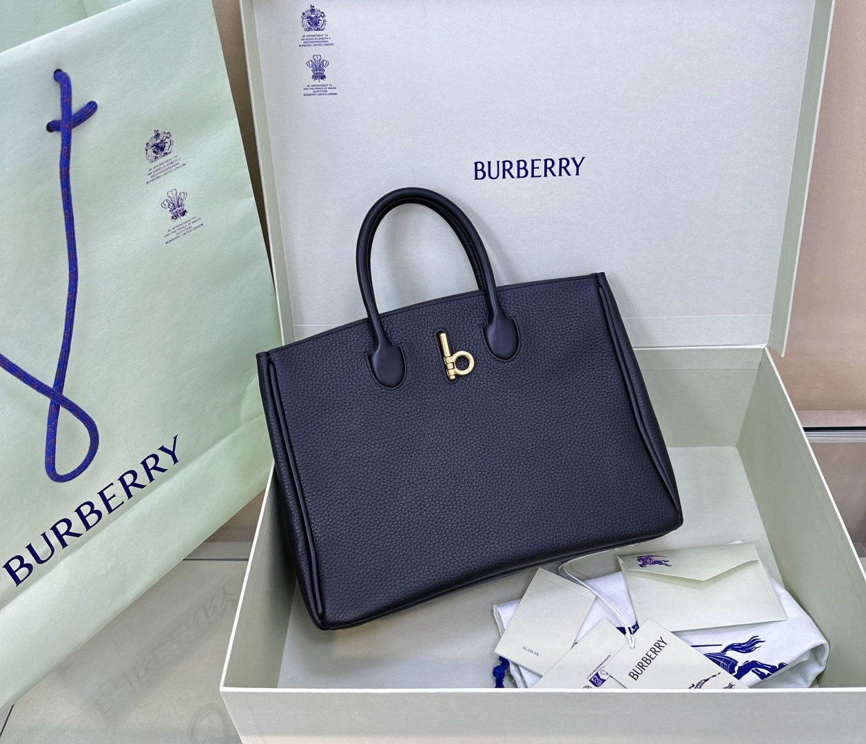 버버리 가방 Burberry 40704