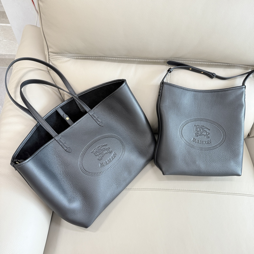 Burberry Original leather
