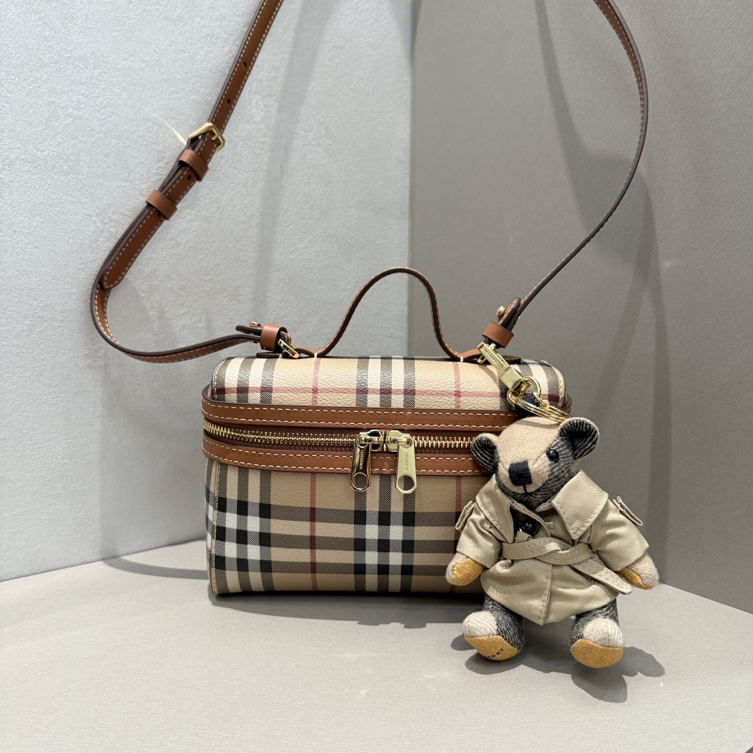 Burberry Versatile bear
