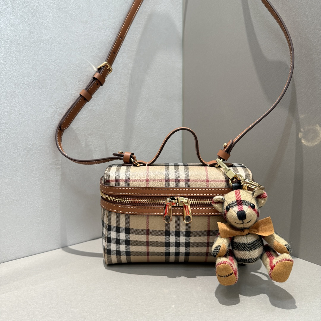 Burberry Versatile bear