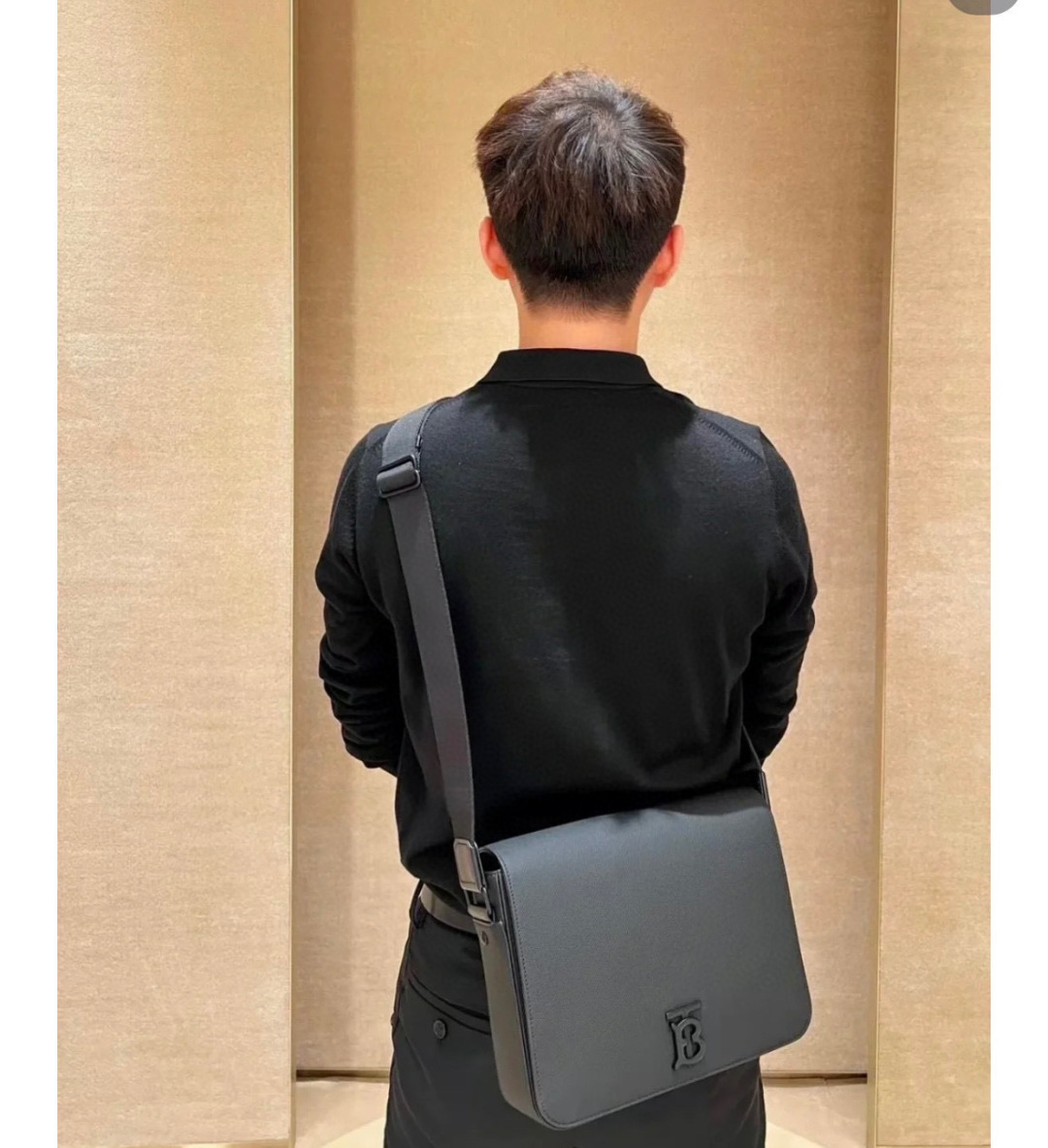 Bolso de mensajero para hombre, sorpresa de cuero por dentro y por fuera. Bolso de mensajero de hombro y bandolera tota…