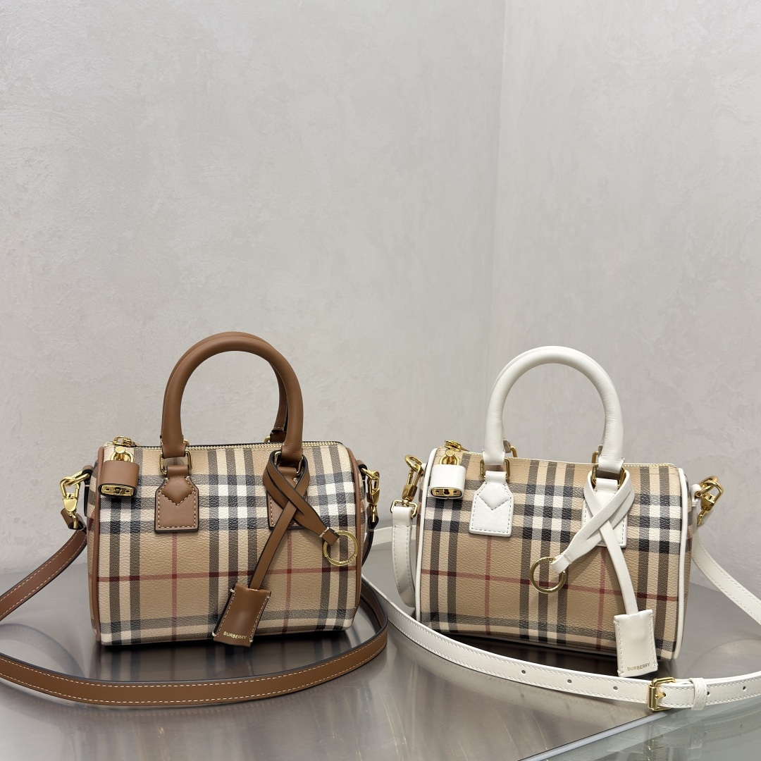 Mini vintage plaid Boston d
Exquisite, compact, retro and fashionable
There is a long shoulder strap that can be worn cross-body~
The little one is so cute photo 5