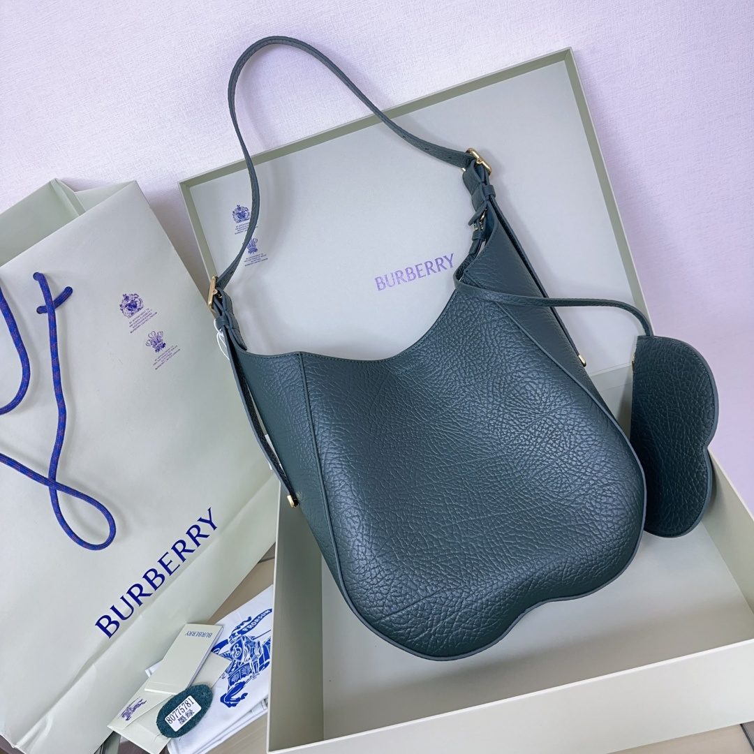 Burberry Comes with original box