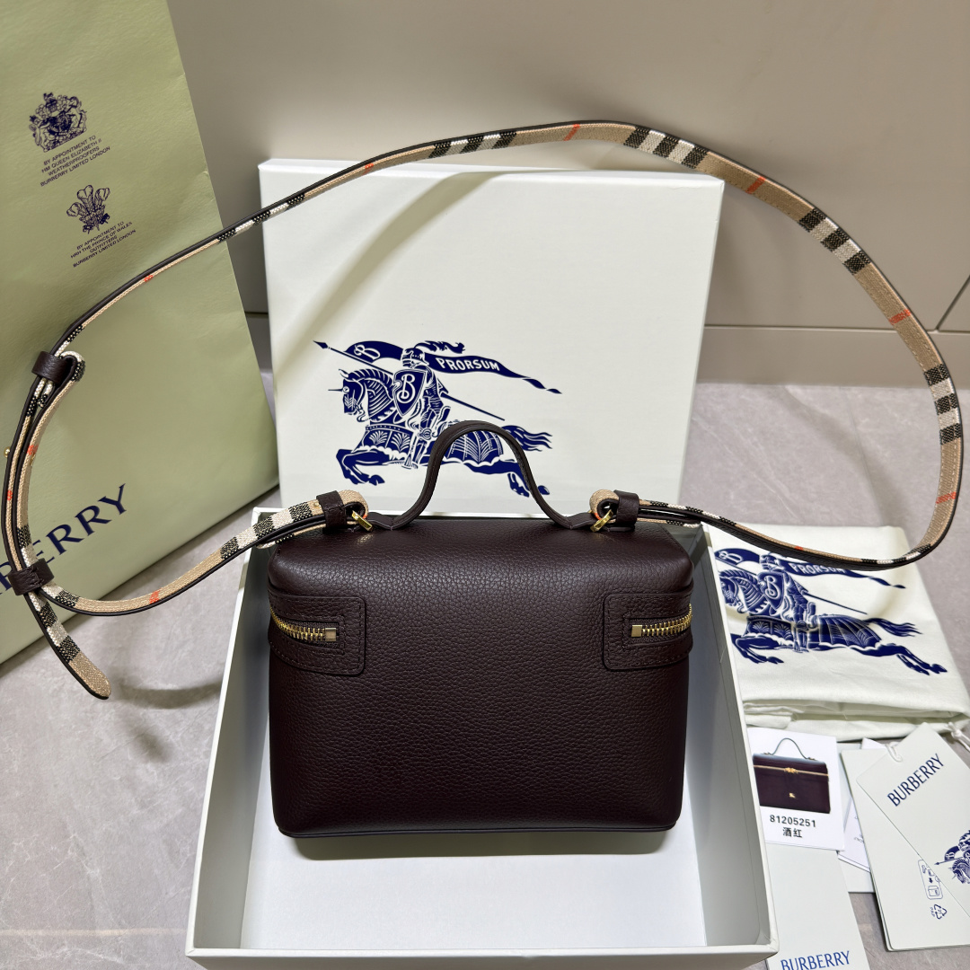 Burberry Comes with original box