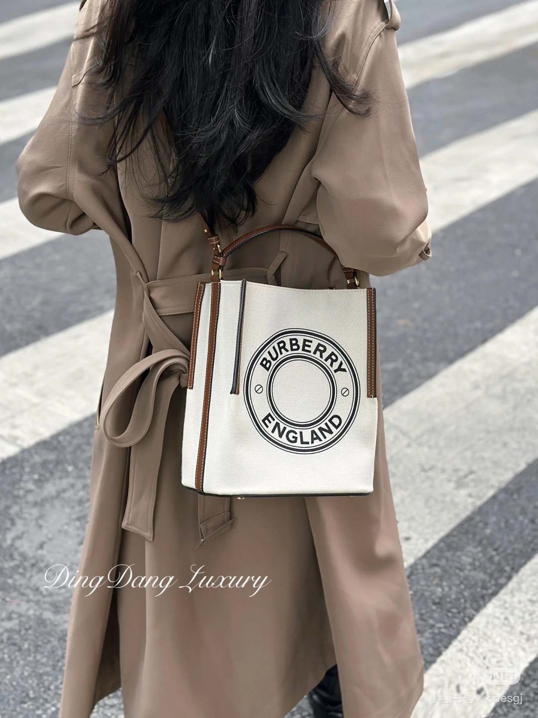 Burberry canvas bucket bag