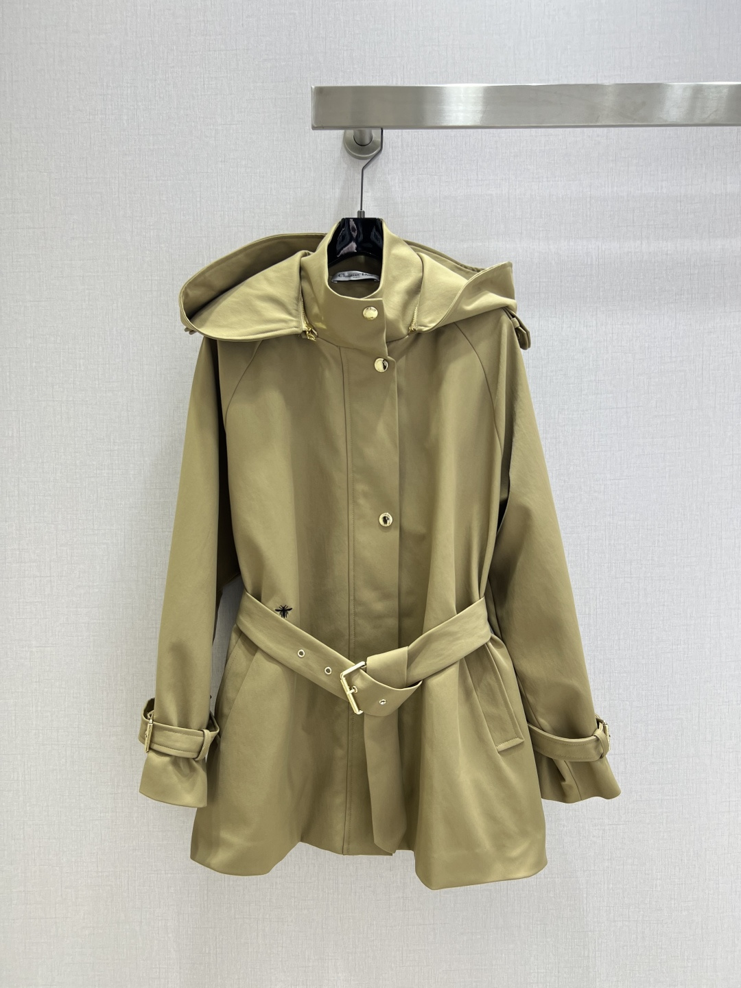 NO:507690,Highly recommended DIO*2025 early autumn new style hooded belt windbreaker jacket lid print hat removable belt two colors SML code high quality ABC,,dior,jackets & coats,hats,alexander wang19860909强烈推荐 DIO*2025早秋新款 连帽腰带风衣外套 里布印花 帽子可拆卸 搭配腰带 两个色 SML码 高品质ABC,,dior,jackets & coats,hats,alexander wang,Women's clothing