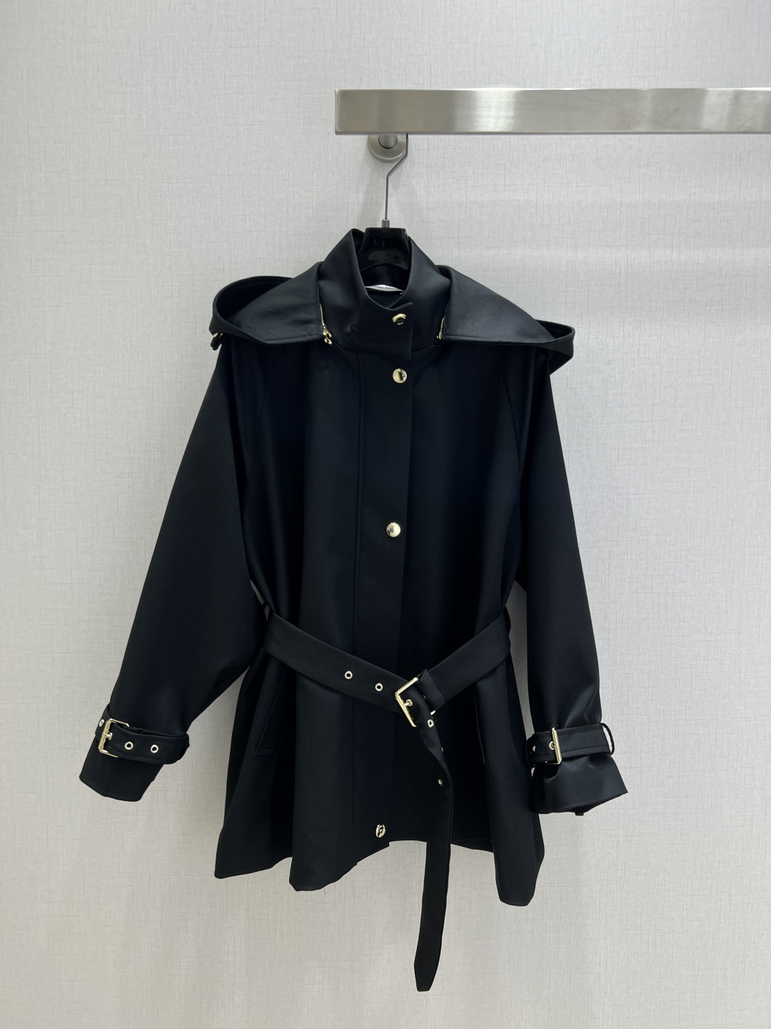 NO:507699,Highly recommended DIO*2025 early autumn new style hooded belt windbreaker jacket lid print hat removable belt two colors SML code high quality ABC,,dior,jackets & coats,hats,alexander wang19860909强烈推荐 DIO*2025早秋新款 连帽腰带风衣外套 里布印花 帽子可拆卸 搭配腰带 两个色 SML码 高品质ABC,,dior,jackets & coats,hats,alexander wang,Women's clothing