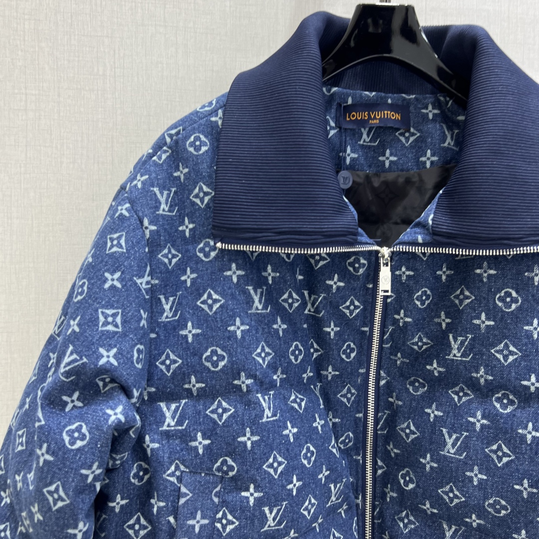 Louis Vuitton Monogram Padded Puffer Jacket | 90 Goose Down, S-L 3 cmp i1760279598340 7936 0 1
