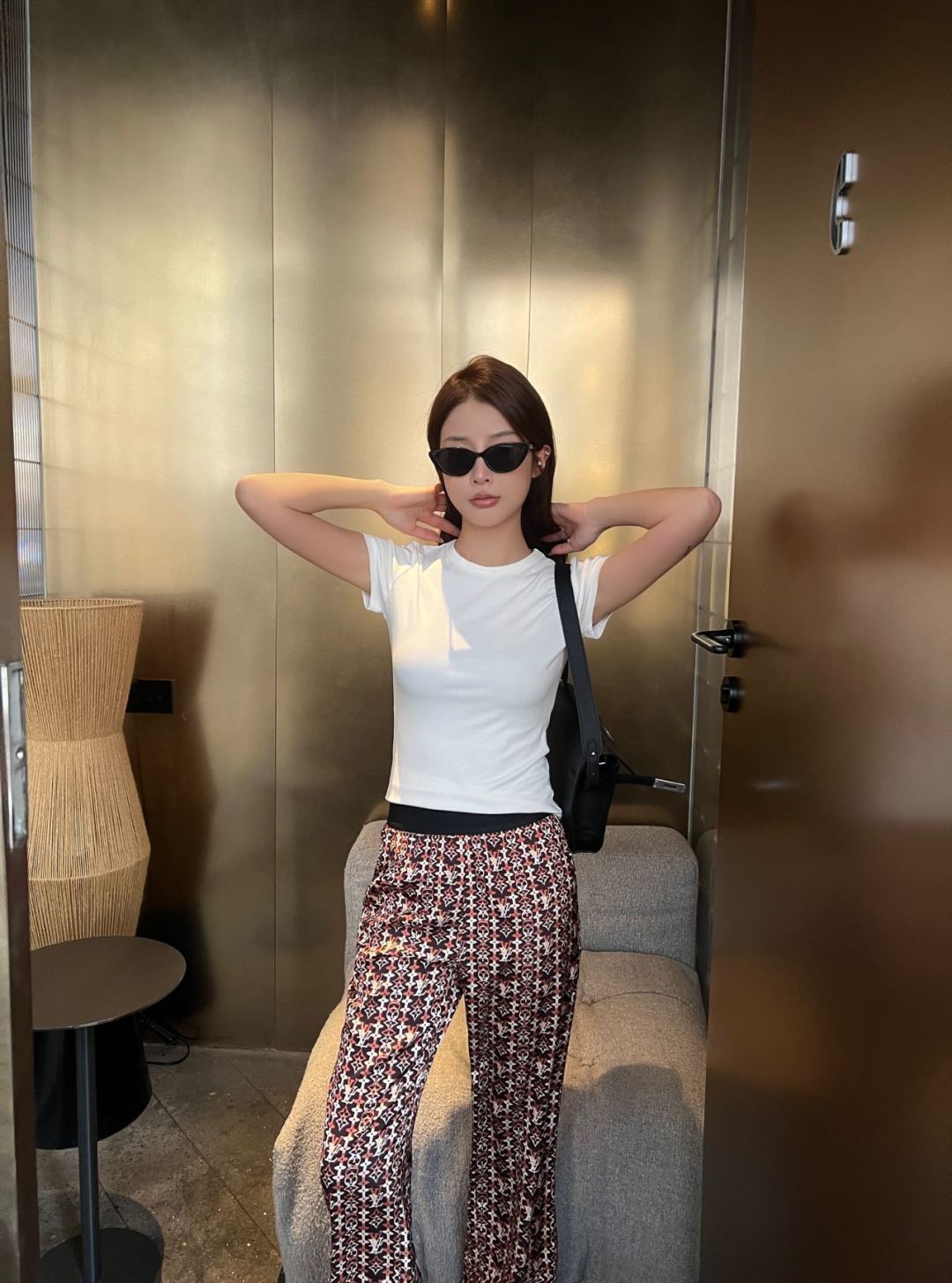 NO:737472,Upper body picture,,19860909上身图,,,Women's clothing