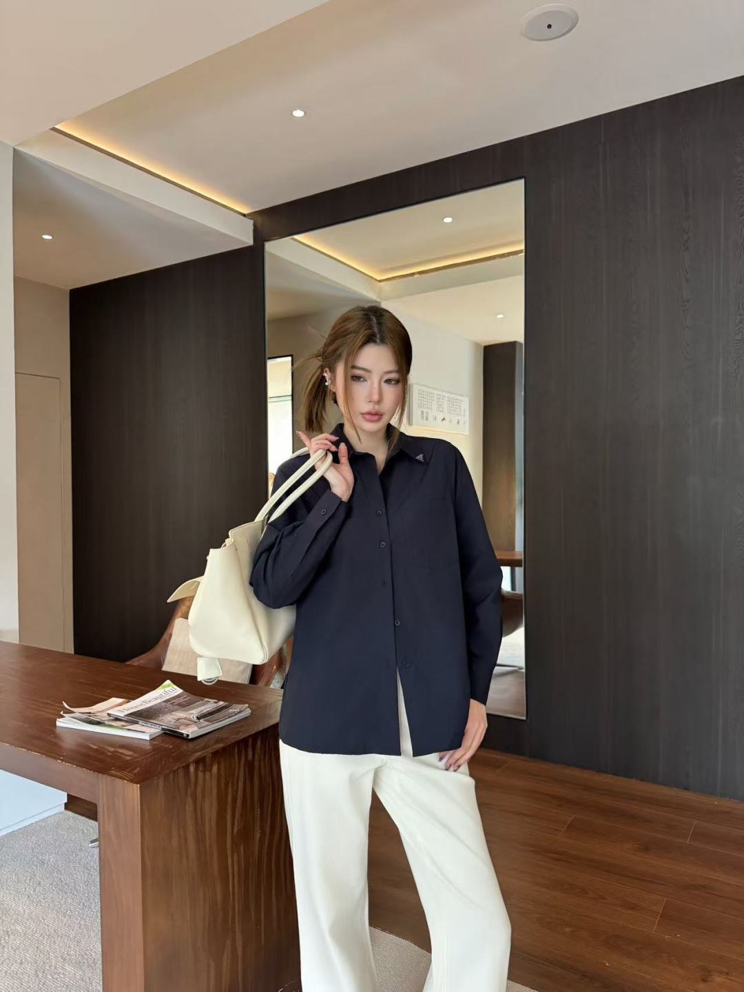 NO:722045,Model upper body picture,Prada-clothing,prada,19860909模特上身图,普拉达-服装,prada,,Women's clothing