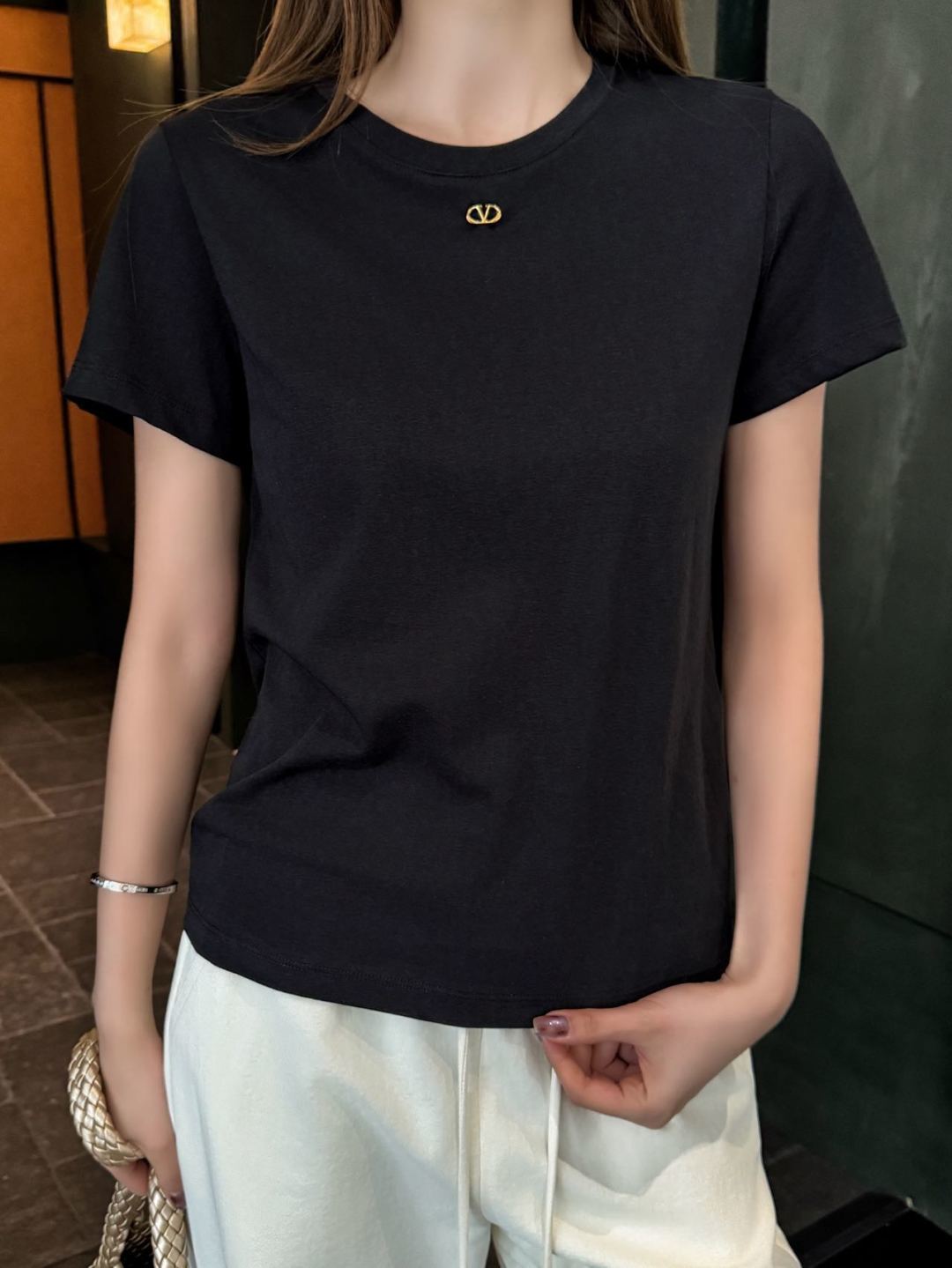 NO:751838,The set of upper body pictures includes,,19860909上身图 一套有,,,Women's clothing