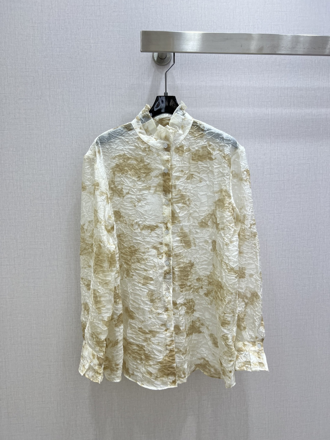 NO:797391,Highly recommended 26 spring and summer new styles, retro stand-up collar ruffled shirt, letter webbing retro long skirt, separate batches, cute style, full of small details, great points. Exquisite workmanship, age-reducing fashion, good HOLD style, won the hearts of fairies, soft and textured, classic, two colors SML code, high quality lining, skirts, shirts,19860909强烈推荐 26春夏新款 复古立领荷叶边衬衫 字母织带复古长半裙 分开批 可A可乖的风格,满满小细节太加分了.做工精致 减龄时尚 好HOLD住造型 深得仙女心 柔软有质感 经典之作 两个色 SML码 高品质衬,,skirts,shirts,,Women's clothing