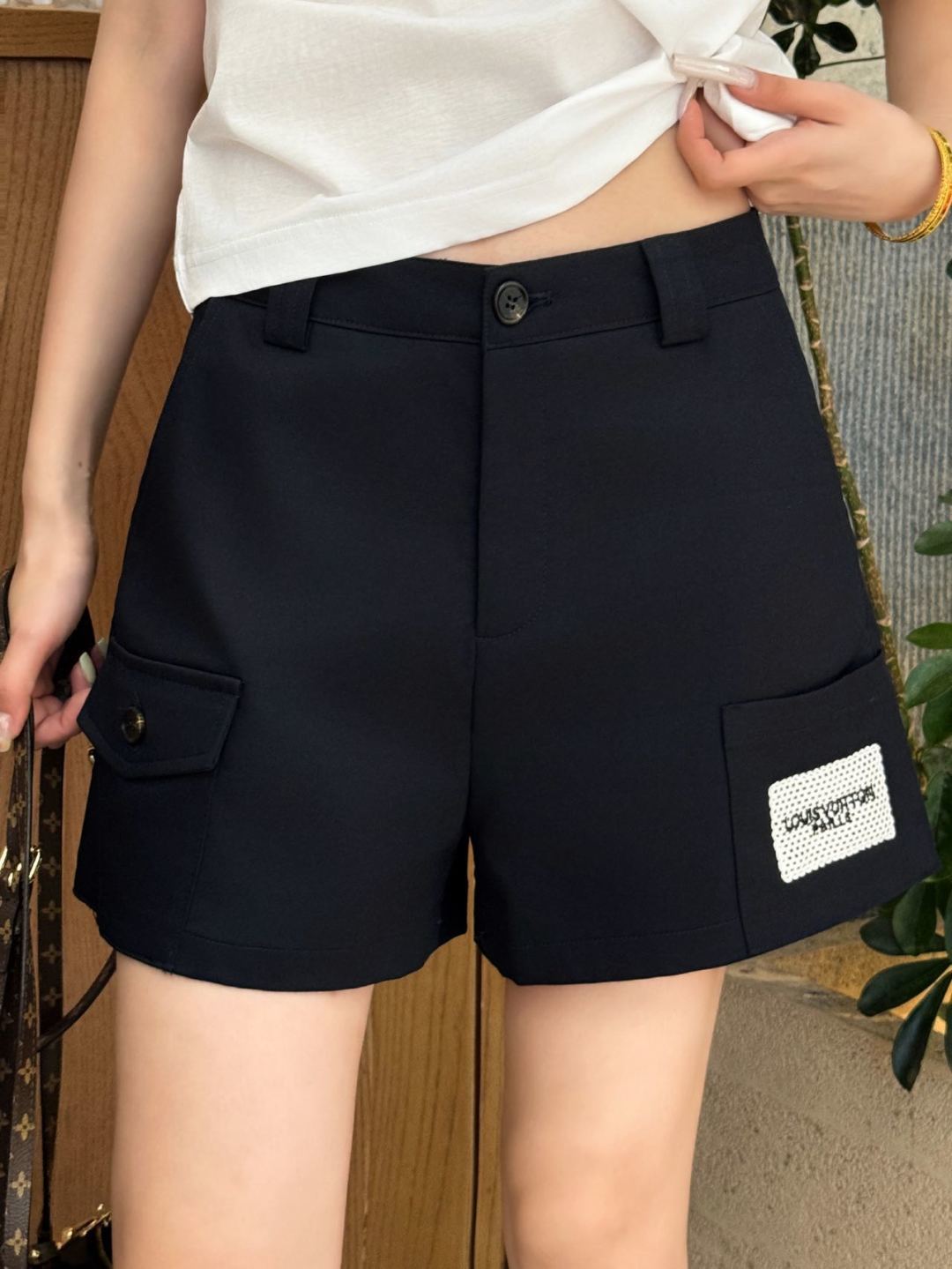 NO:930704,The set of upper body pictures includes,,19860909上身图 一套有,,,Women's clothing