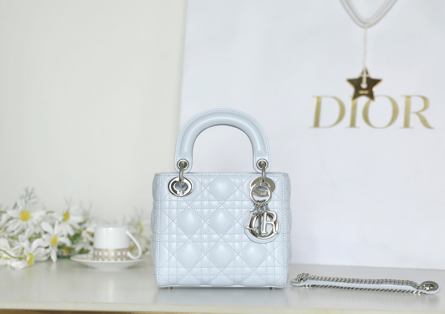 ❥ 𝕃𝕒𝕕𝕪 𝟙𝟟𝕔𝕞 Piel de oveja·DR-𝟘𝟠𝟙 mini de tres partes, con cinturón de cadena y accesorios de metal dorado cl…