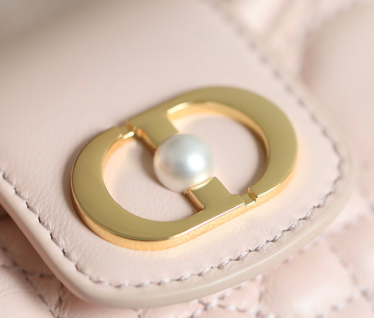 【Más detalles】 ✦Pearl Hand Pink✦