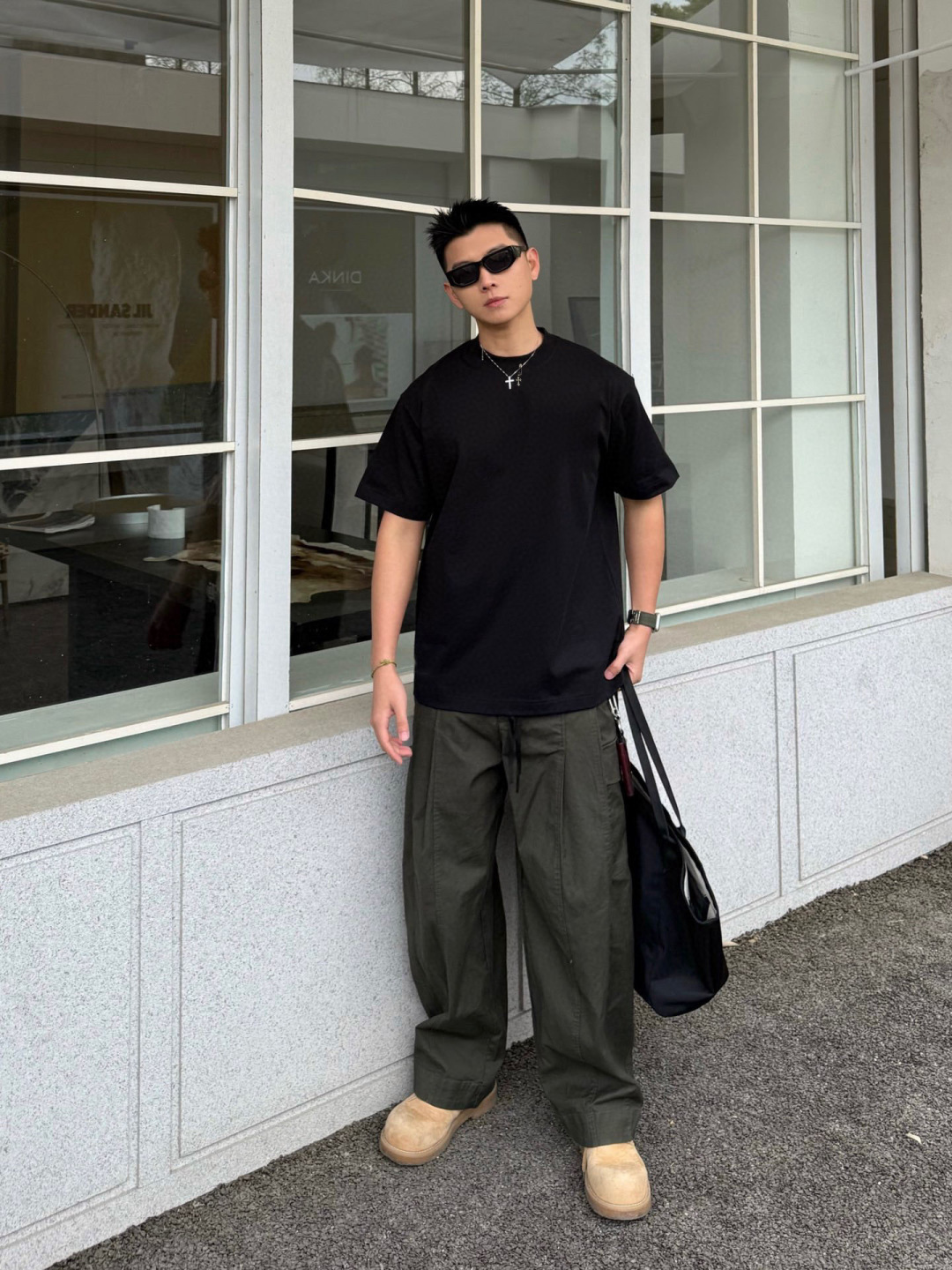 NO:411378,CH* Croxin* 2025 spring and summer new short-sleeved T-shirt heavyweight cotton cross metal pendant + logo three-dimensional silicone color black white chocolate color encore red S M L XL XXL,,chrome hearts,T-shirt,tees,t-shirt,alexander wang19860909CH*克罗心* 2025春夏新款短袖T恤 重磅纯棉 十字架金属挂件+ logo立体硅胶 颜色黑色 白色 巧克力色 安可拉红 码数S M L XL XXL,,chrome hearts,T-shirt,tees，t-shirt,alexander wang,Men's clothing