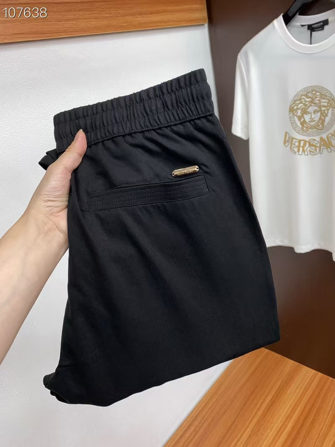 NO:411590,2025 spring and summer new style Lao Qiantiansi fabric casual pants 29-38,,alexander wang198609092025春夏新款 老钱天丝面料休闲裤 29-38,,alexander wang,Men's clothing