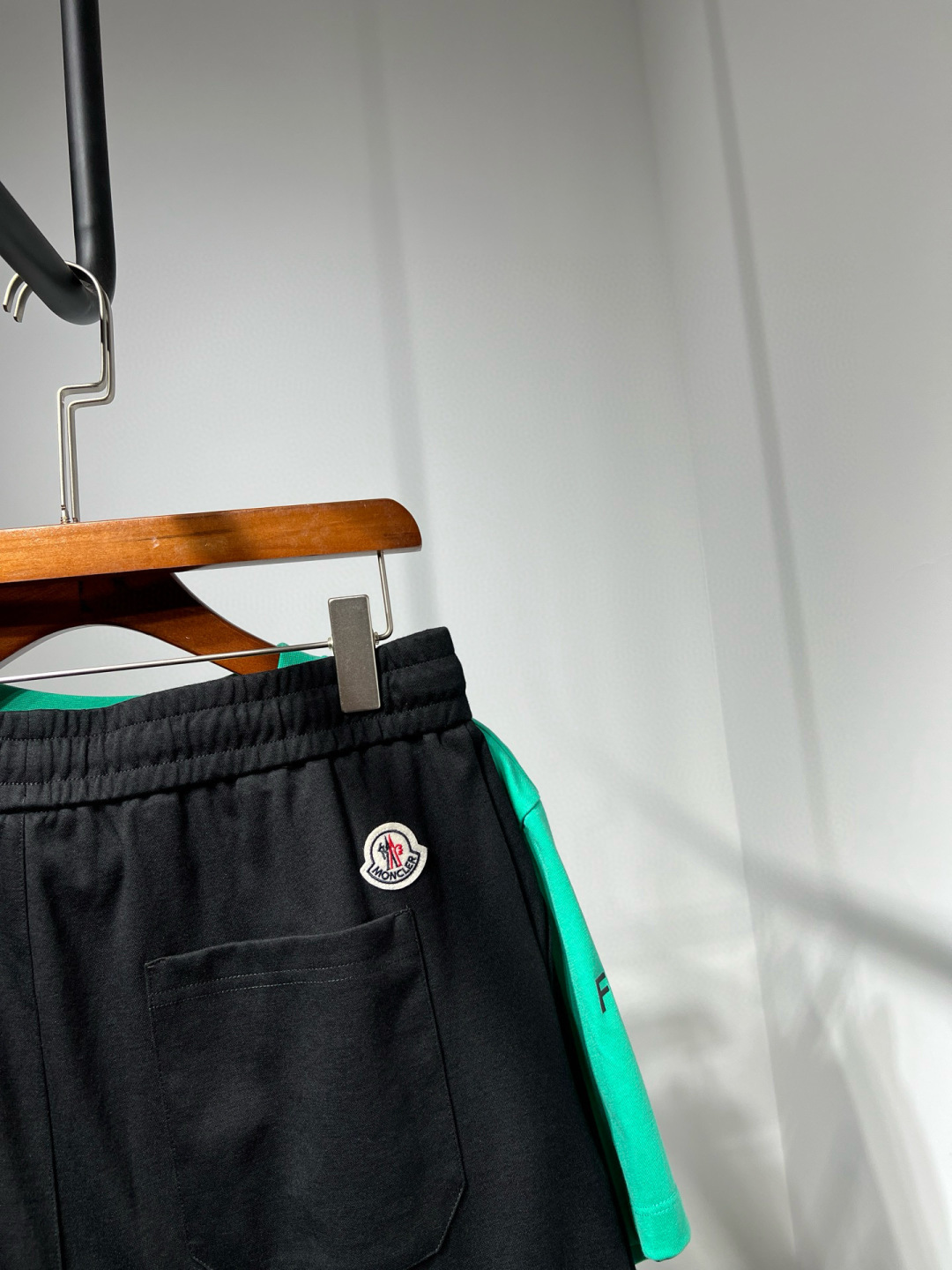 “Summer Fresh: Pure Cotton Leisure Shorts with Unique Embroidery Detail in Various Sizes” - 图片 7