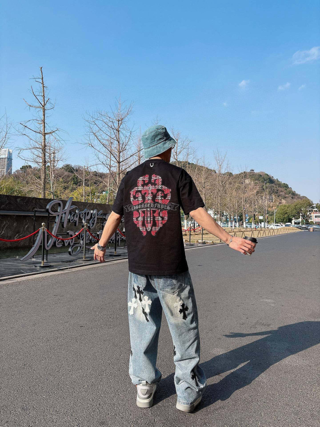 
2025春夏新款
克罗心烧花短袖
M~3XL