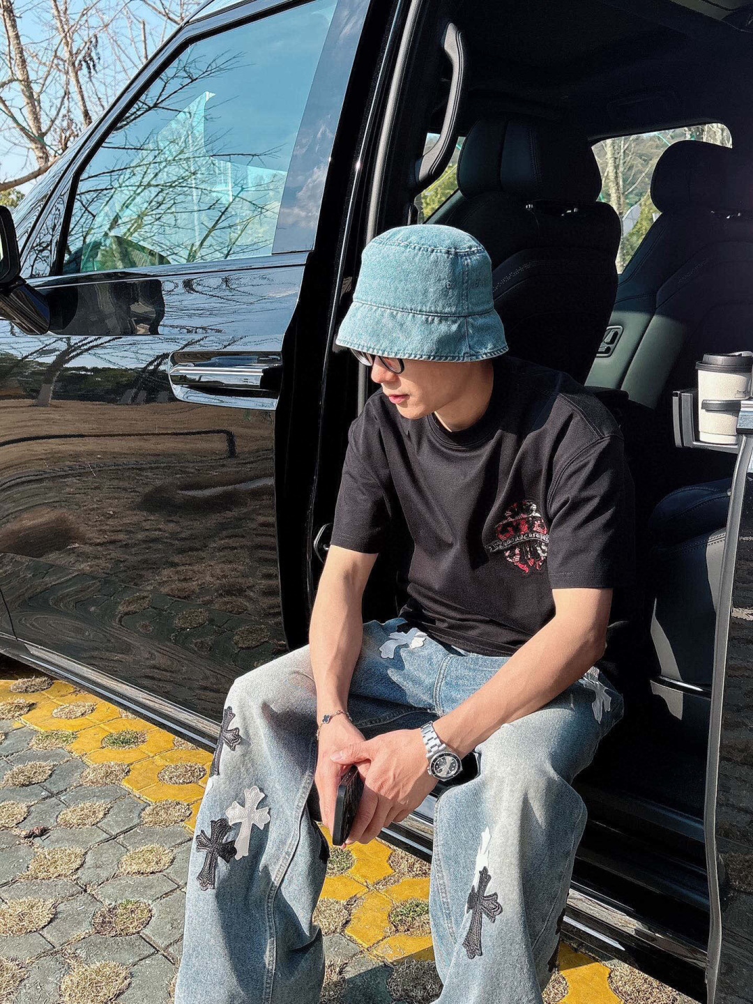 
2025春夏新款
克罗心烧花短袖
M~3XL