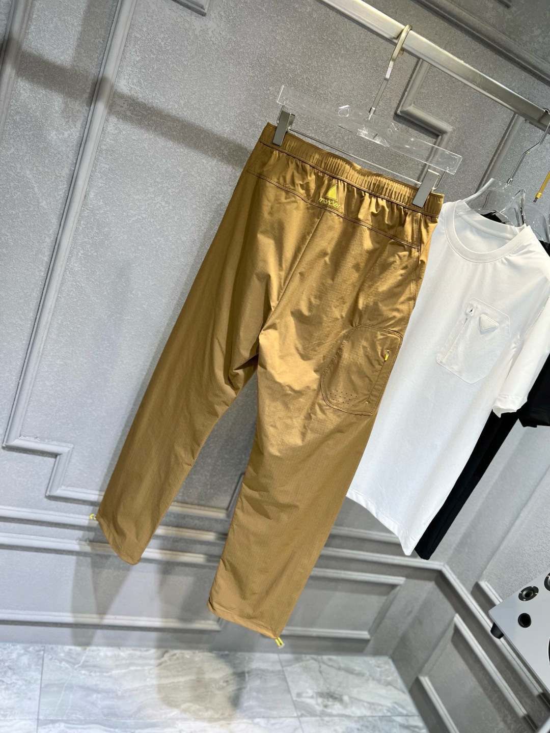  
2025春夏新款
MK休闲裤
M-4XL