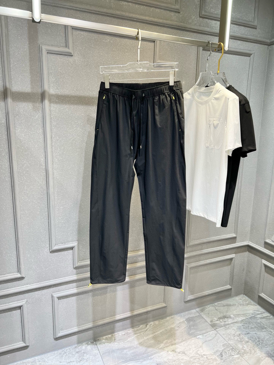  
2025春夏新款
MK休闲裤
M-4XL