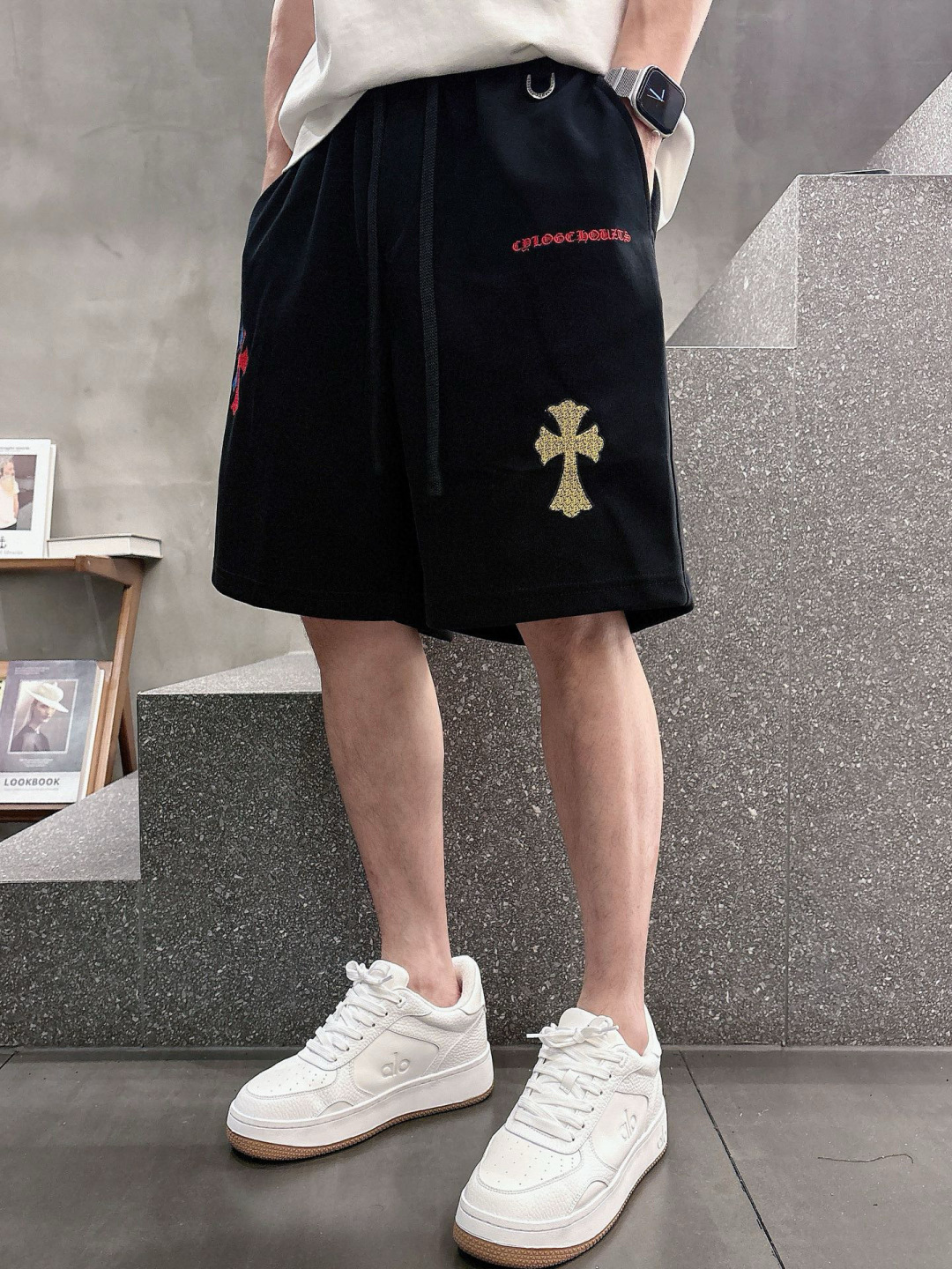 
2025春夏新款
克罗心刺绣短裤
M-3XL