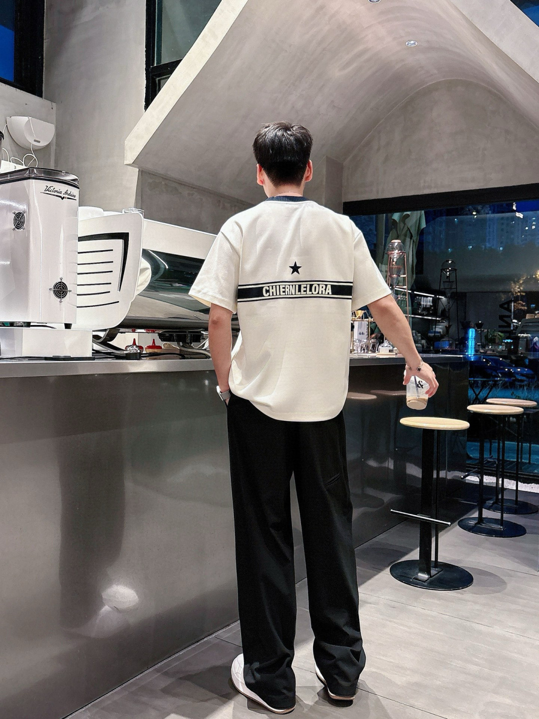 
2025年新款
D家短袖
m-3XL