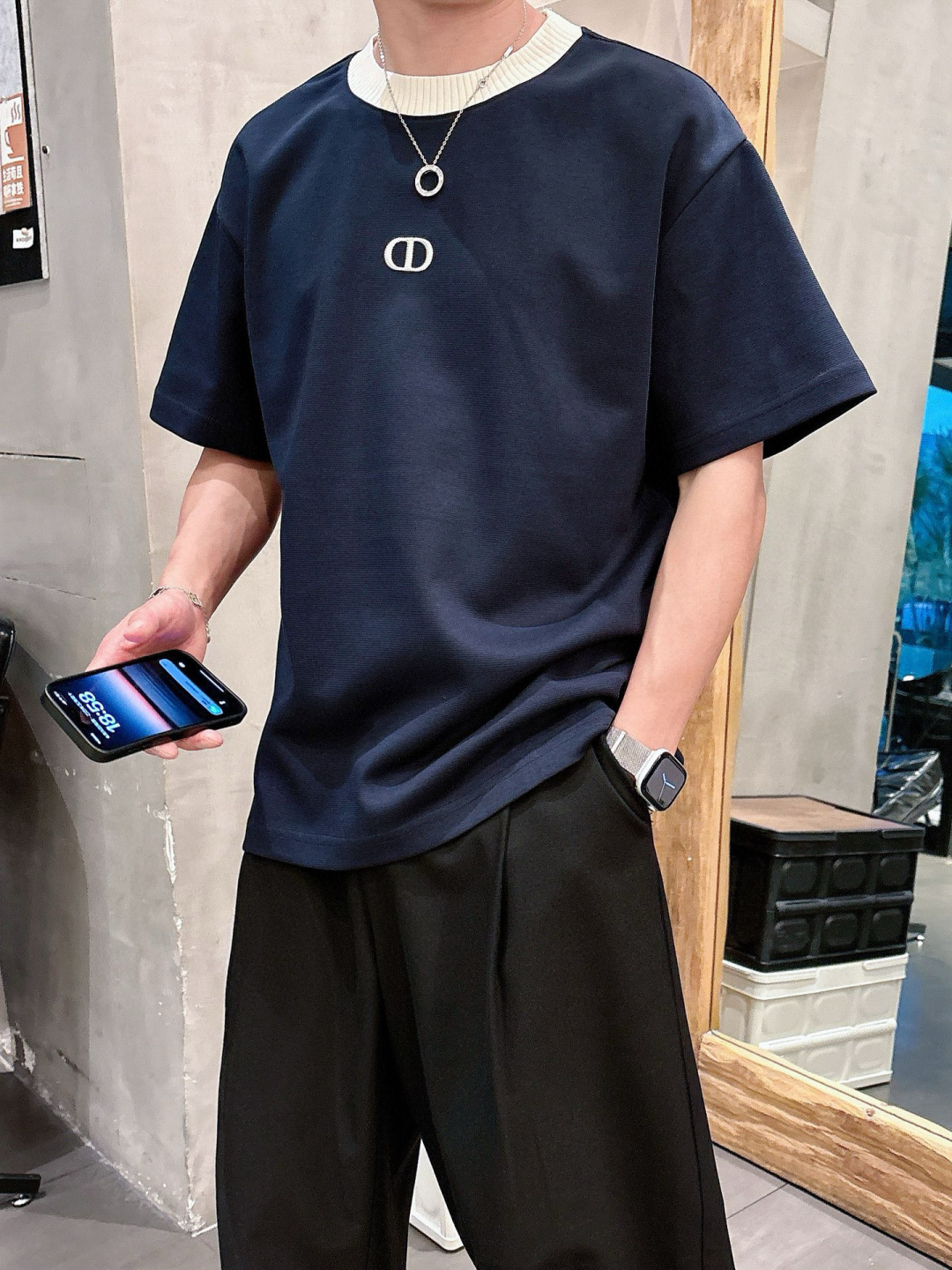 
2025年新款
D家短袖
m-3XL