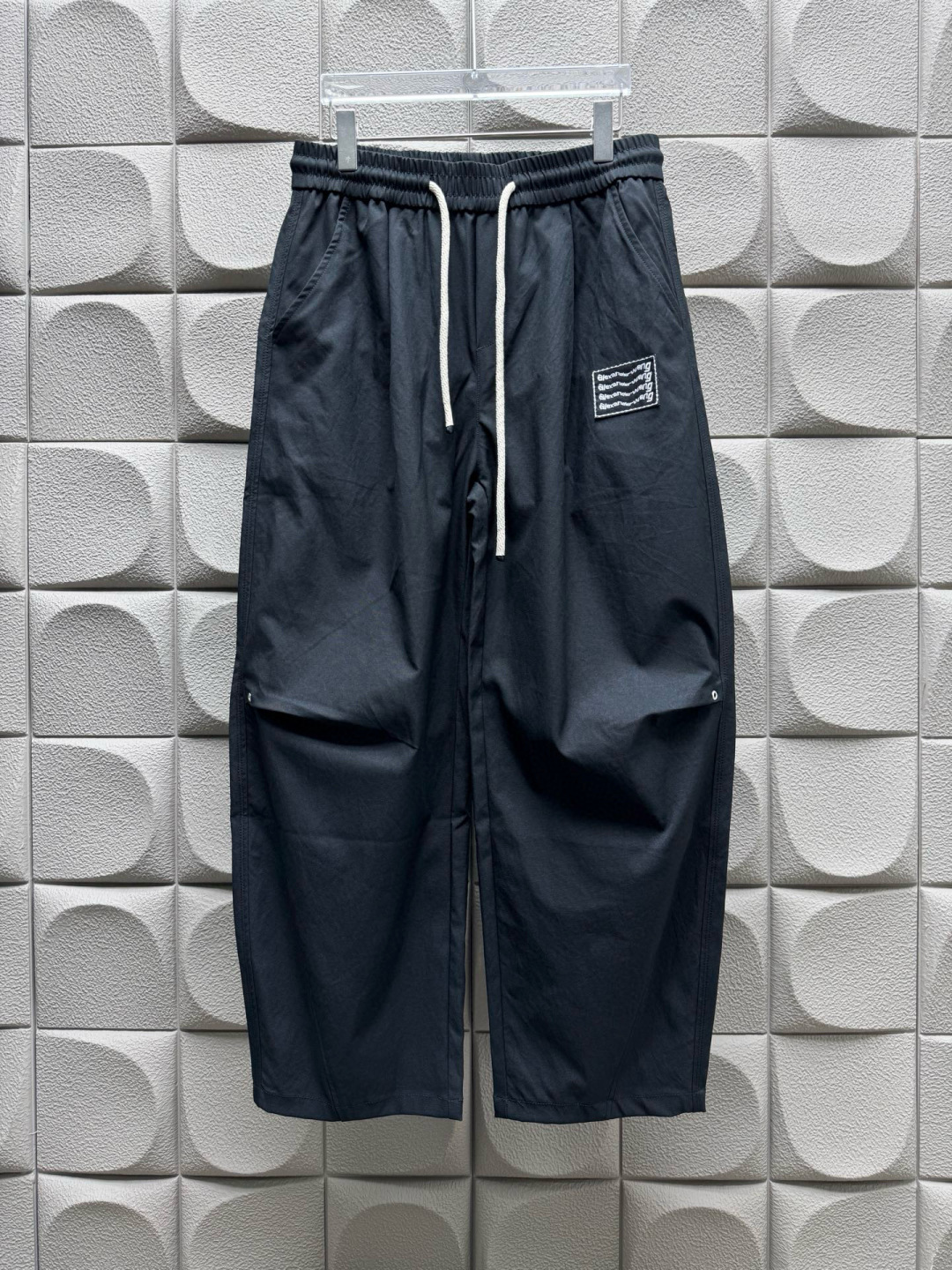 Regal Tweezer Pants: King’s Embroidered, Flexible, Soft, Well-Formed, M-XXL Sizes - 图片 1