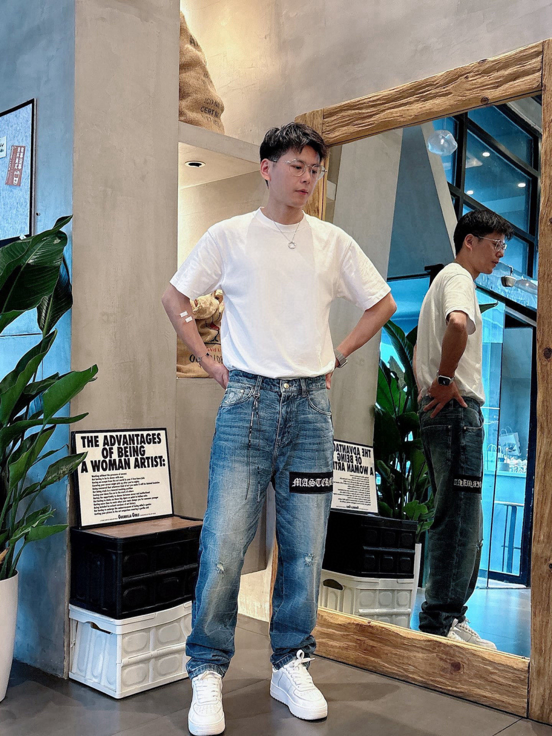 Fashionable 2025 Skull-Headed Man Jeans with Unique Design and Quality Materials - 图片 8