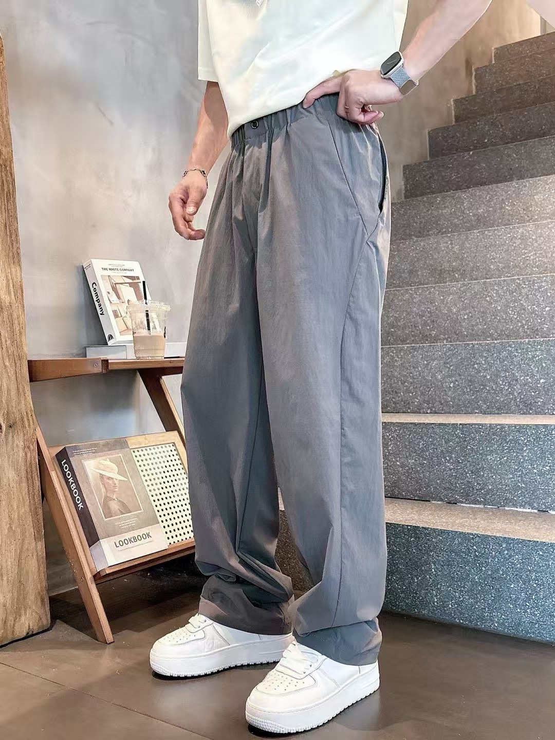2025 Spring/Summer Balenciaga Big Legs Leisure Pants with Unique Design - 图片 3