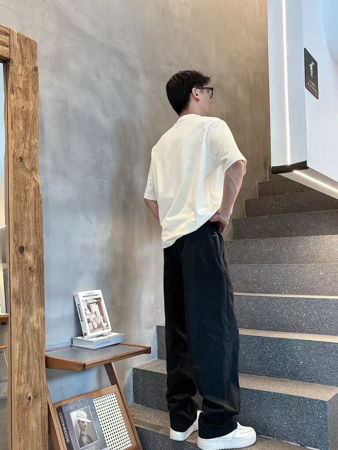 2025 Spring Summer Balenciaga Big Legs Leisure Pants with Novel Design - 图片 8