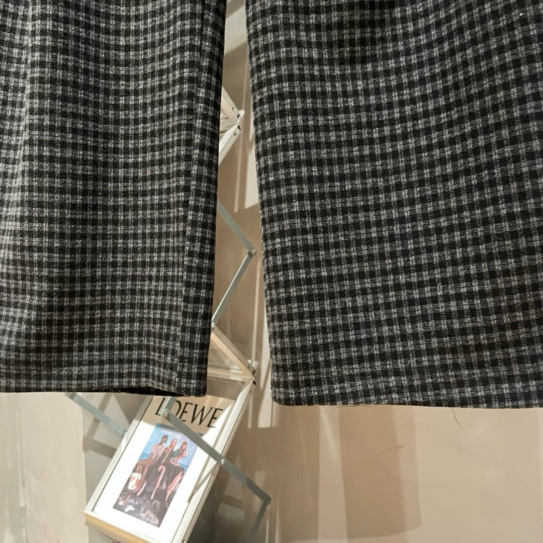  
MM6🌟早秋新款休闲裤🆕采用优质面料，具有质感，松紧腰带设计，超级时尚洋气！码数：M-2XL男女同款