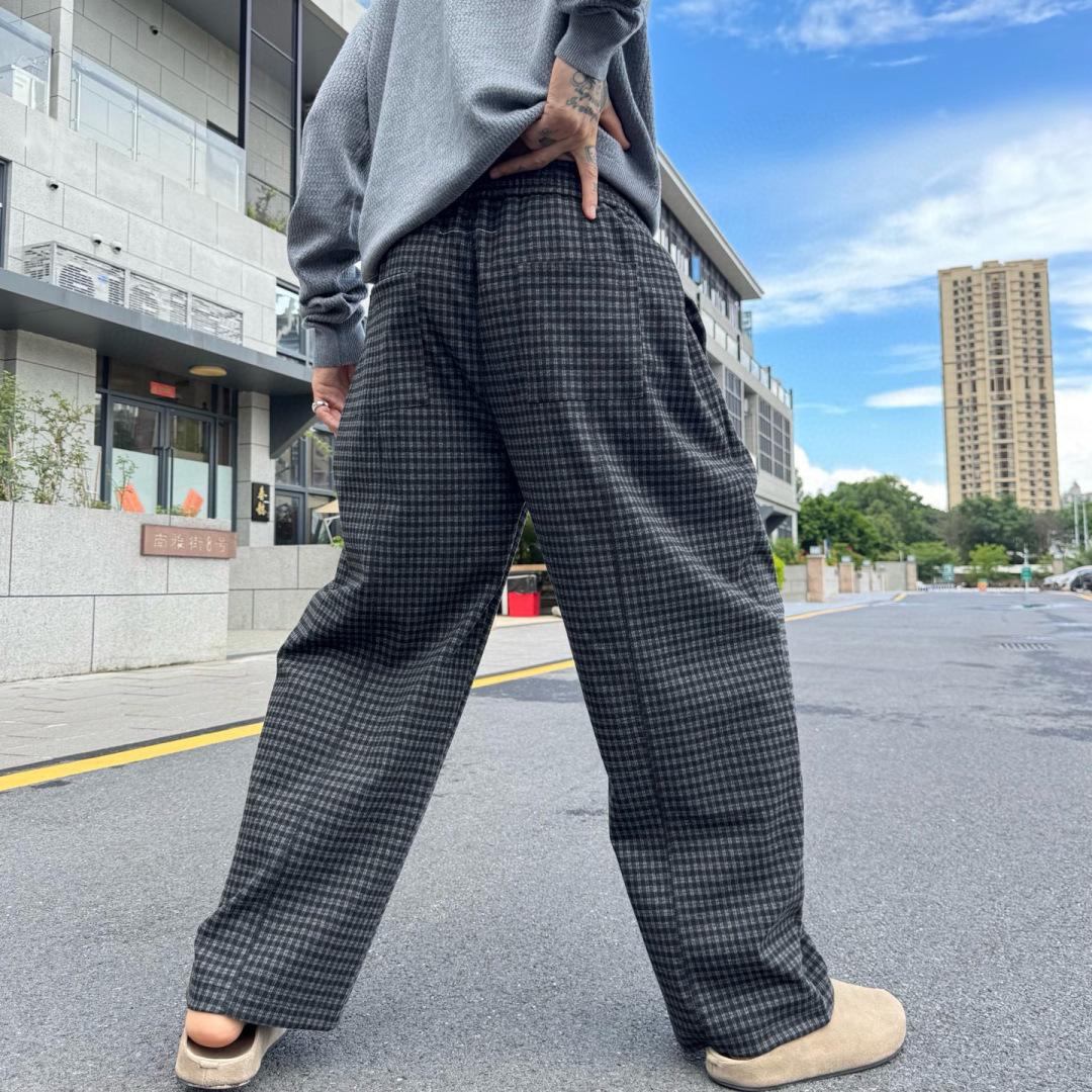  
MM6🌟早秋新款休闲裤🆕采用优质面料，具有质感，松紧腰带设计，超级时尚洋气！码数：M-2XL男女同款