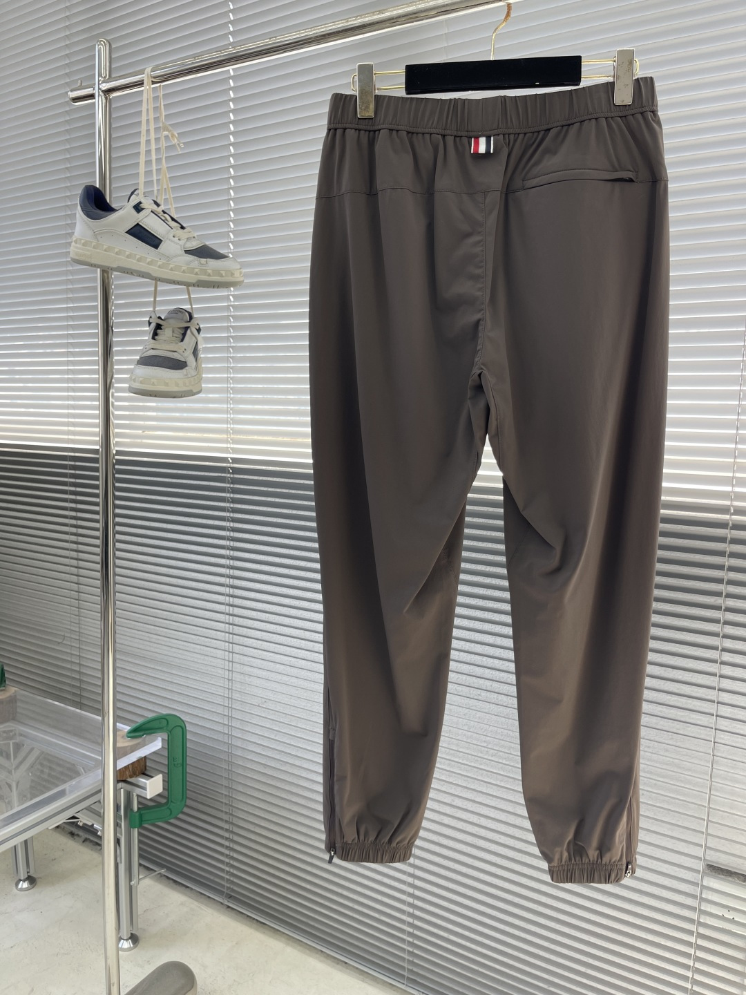 
mon   25ss春夏系列休闲卫裤

尺码：M-3XL  休闲合身版型
P.S：休闲长裤，采用高等高