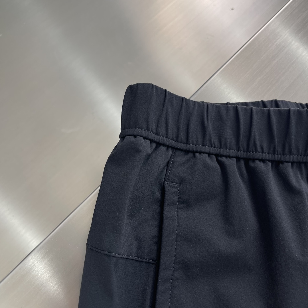 
mon   25ss春夏系列休闲卫裤

尺码：M-3XL  休闲合身版型
P.S：休闲长裤，采用高等高